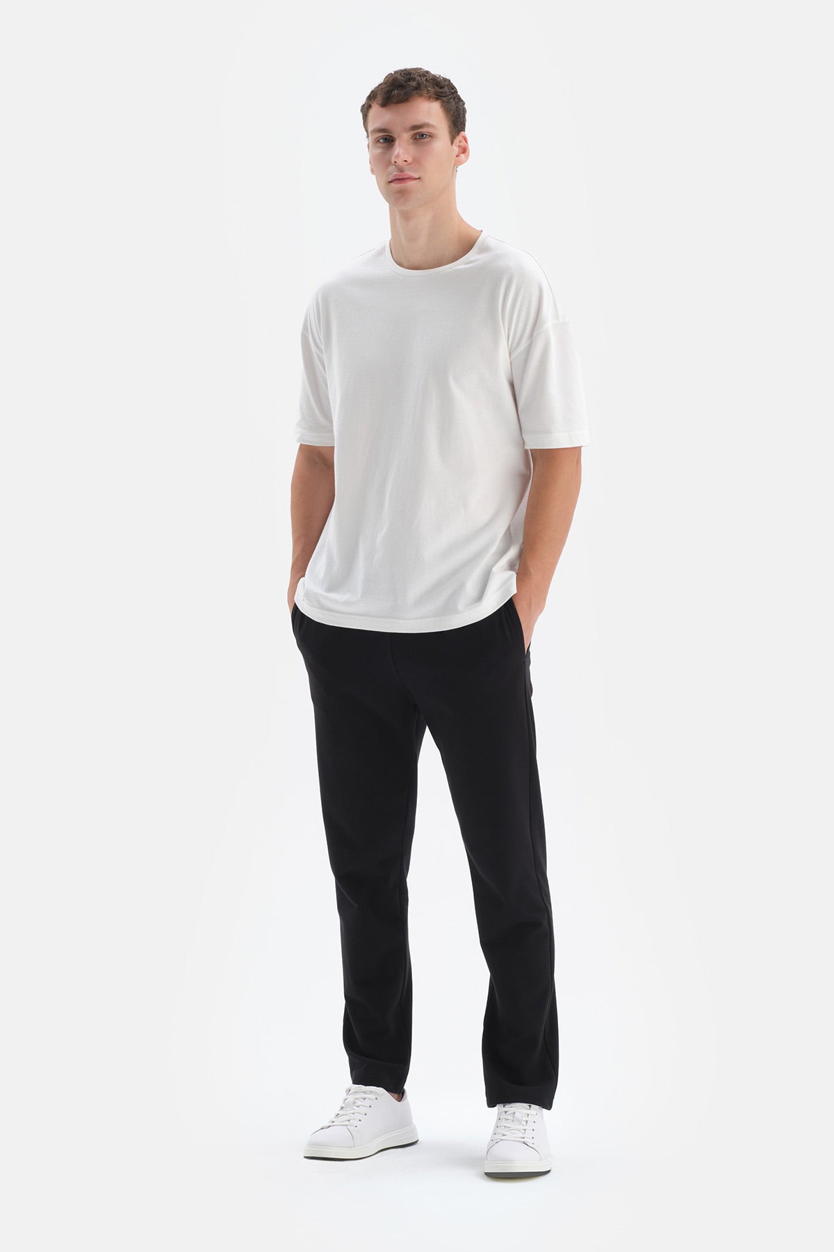 BLACK PANTS