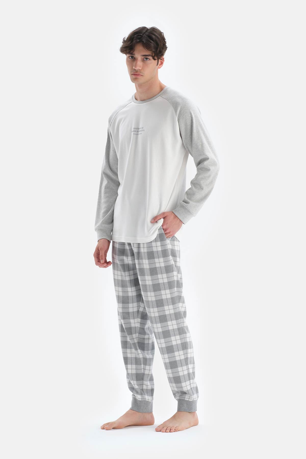 OFF WHITE PYJAMA SET