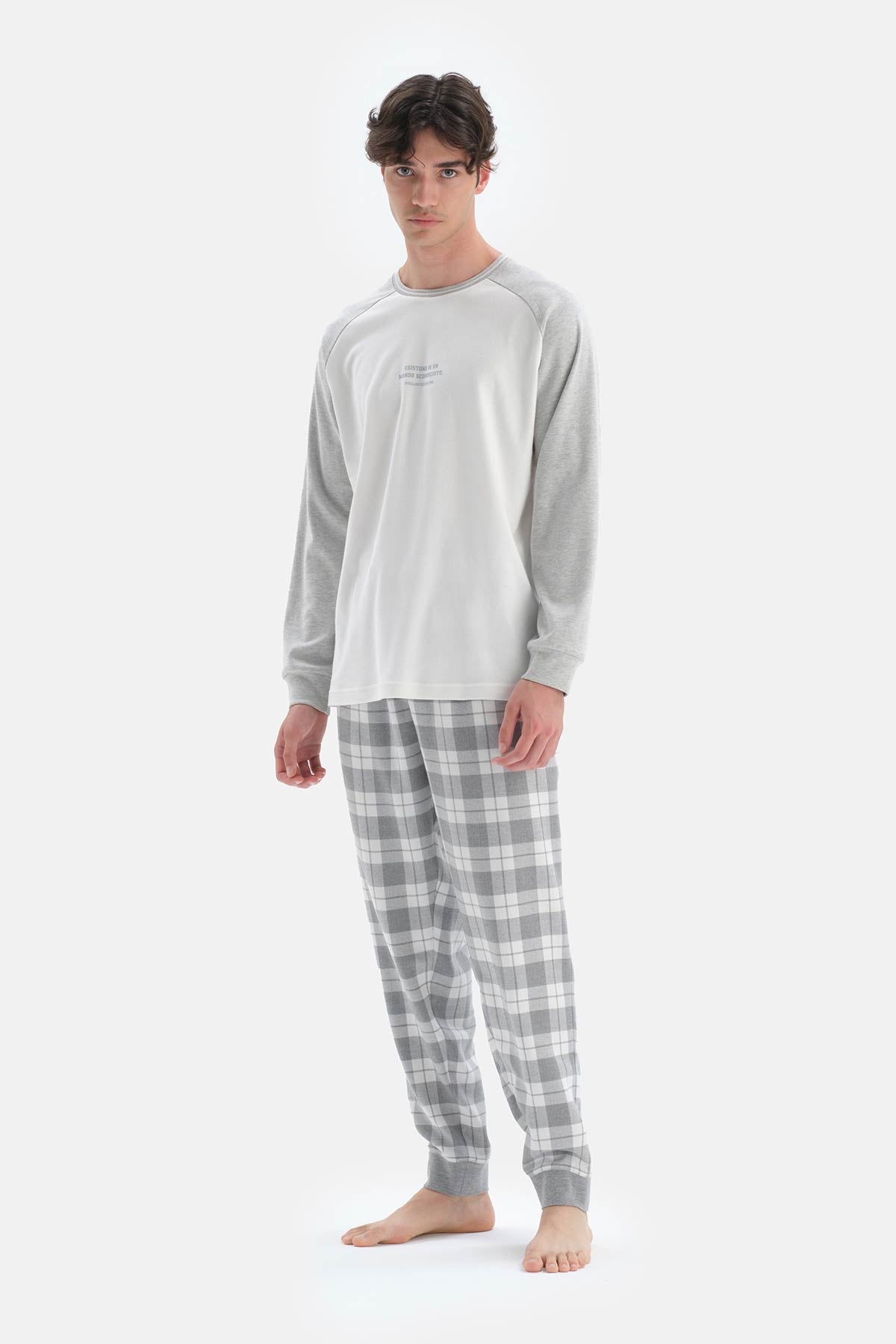 OFF WHITE PYJAMA SET