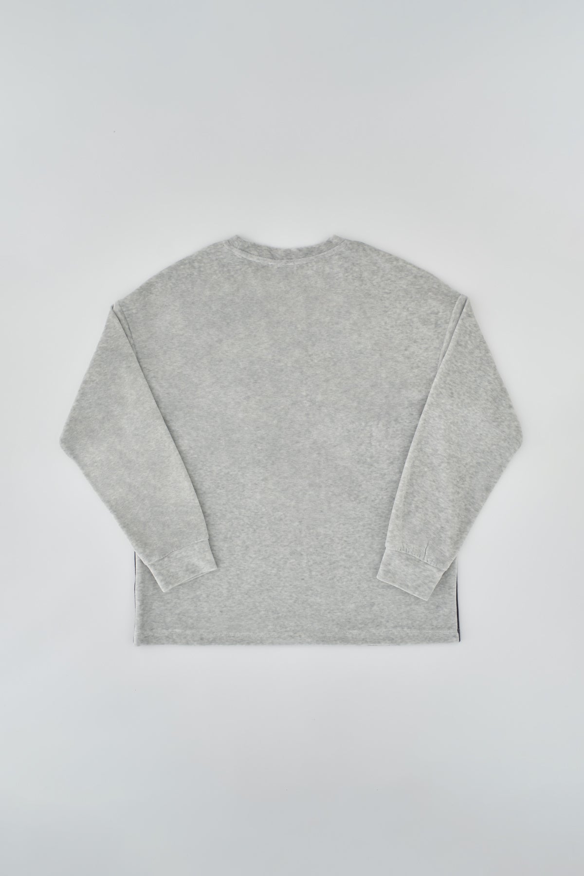 GREY SWEATSHIRT