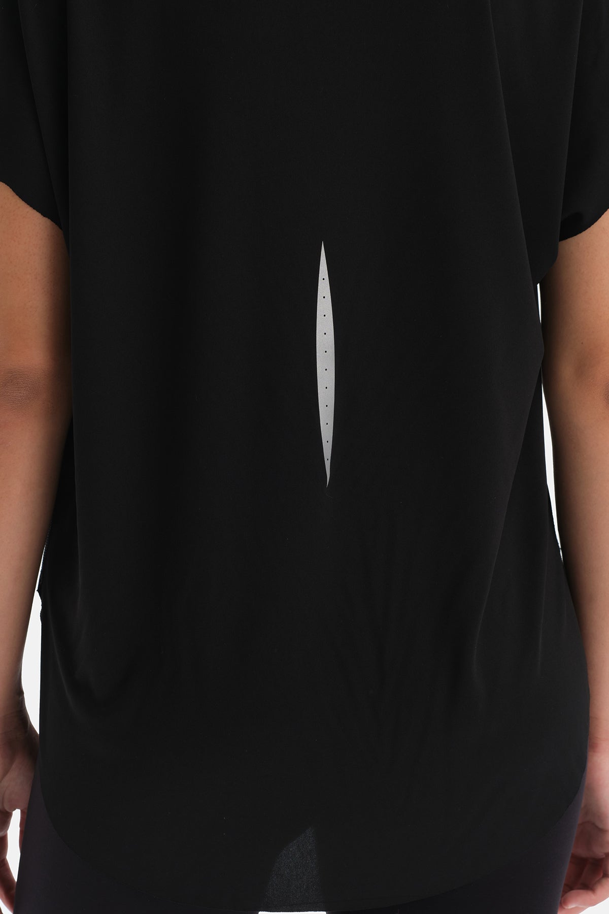 BLACK T-SHIRT