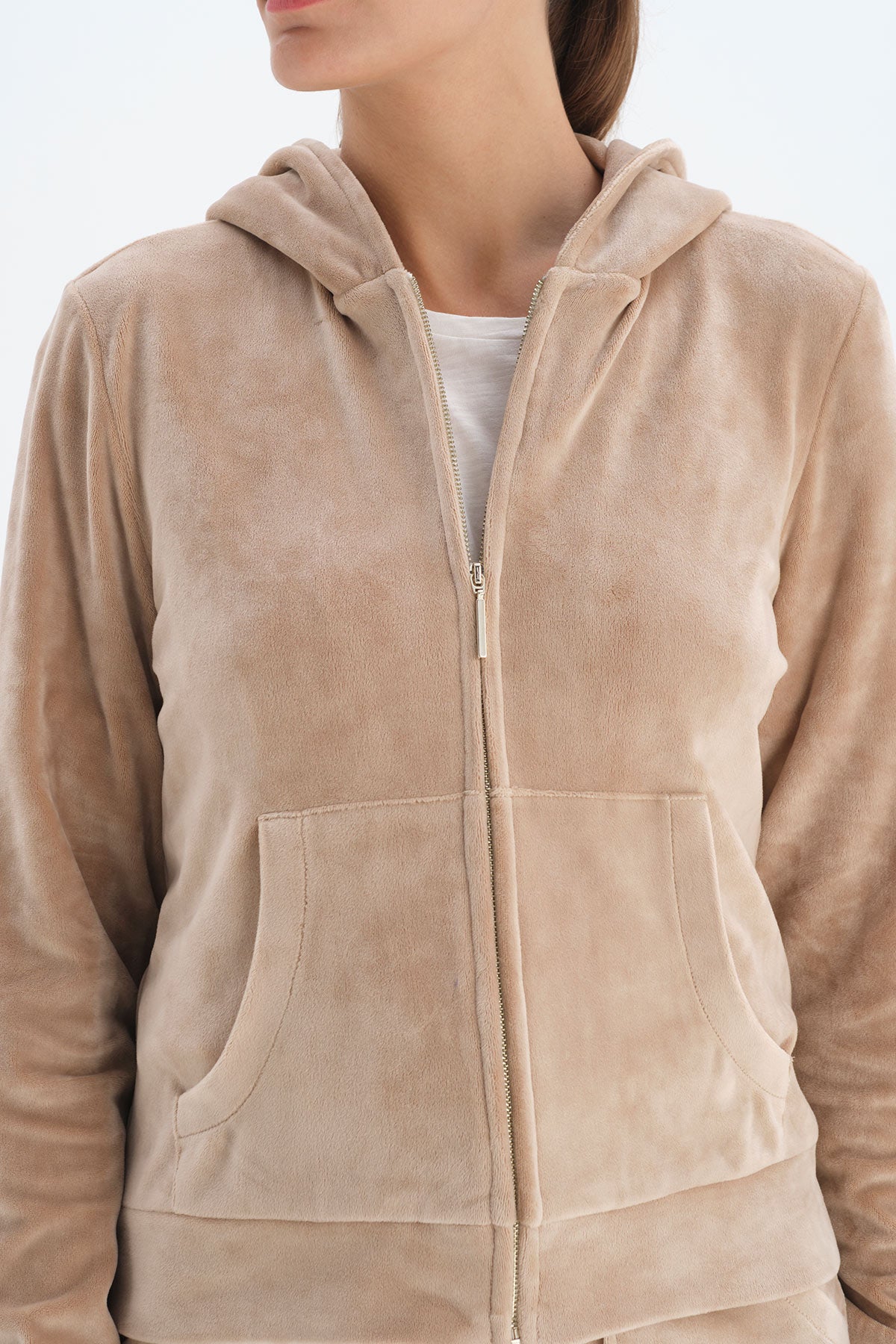 SOFT BROWN SWEATSHIRT