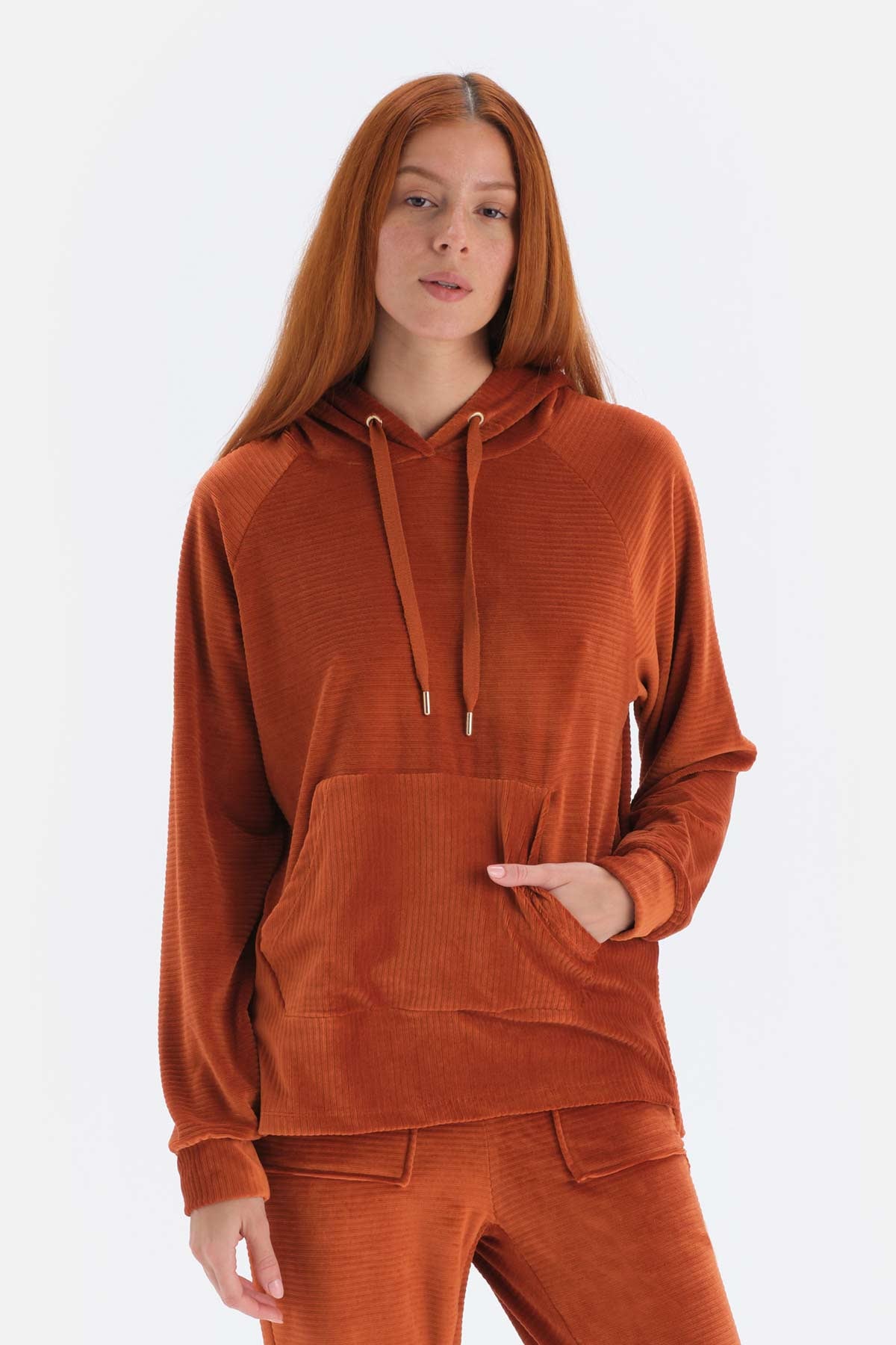 TERRACOTTA SWEATSHIRT
