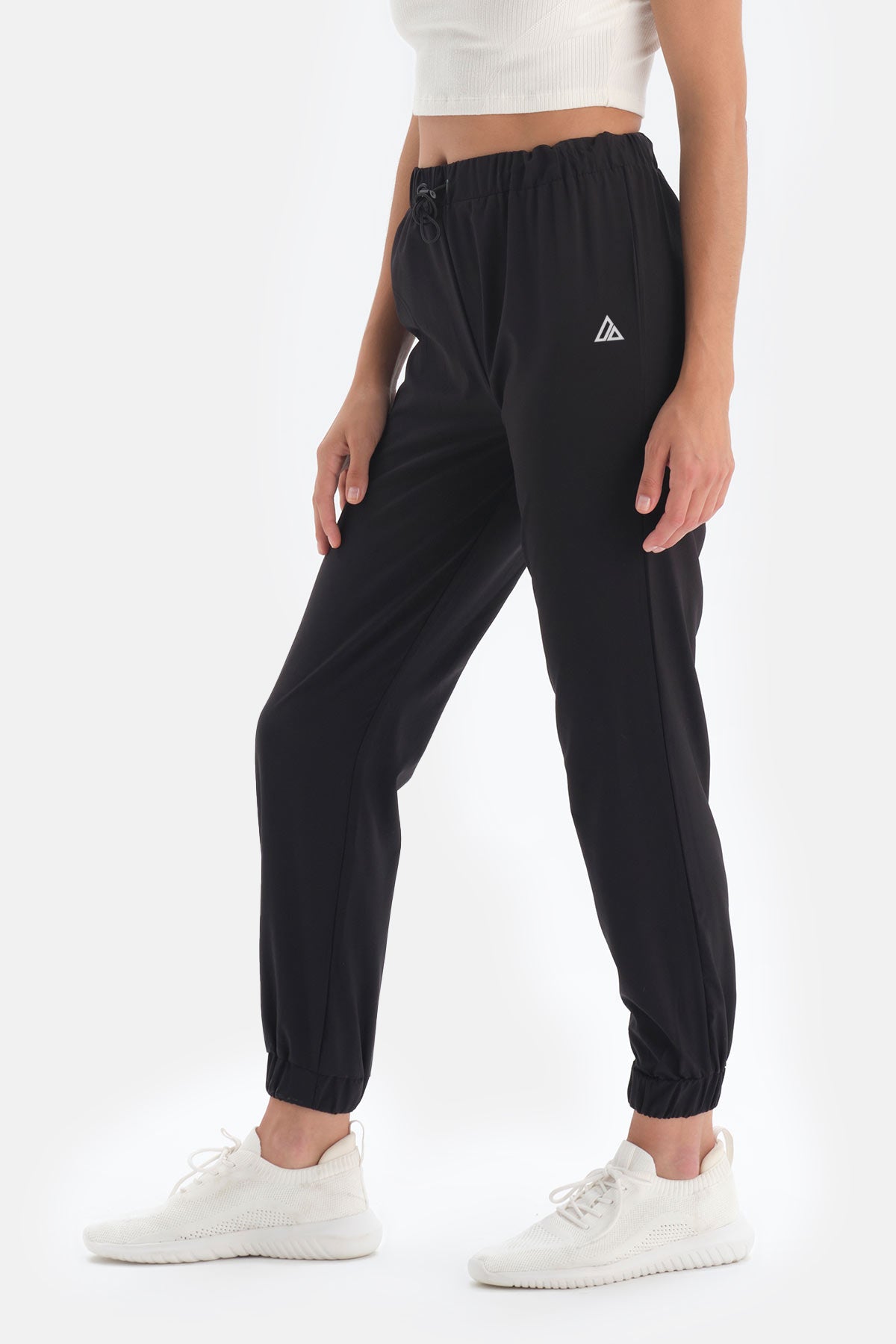 BLACK TRACKSUIT BOTTOM