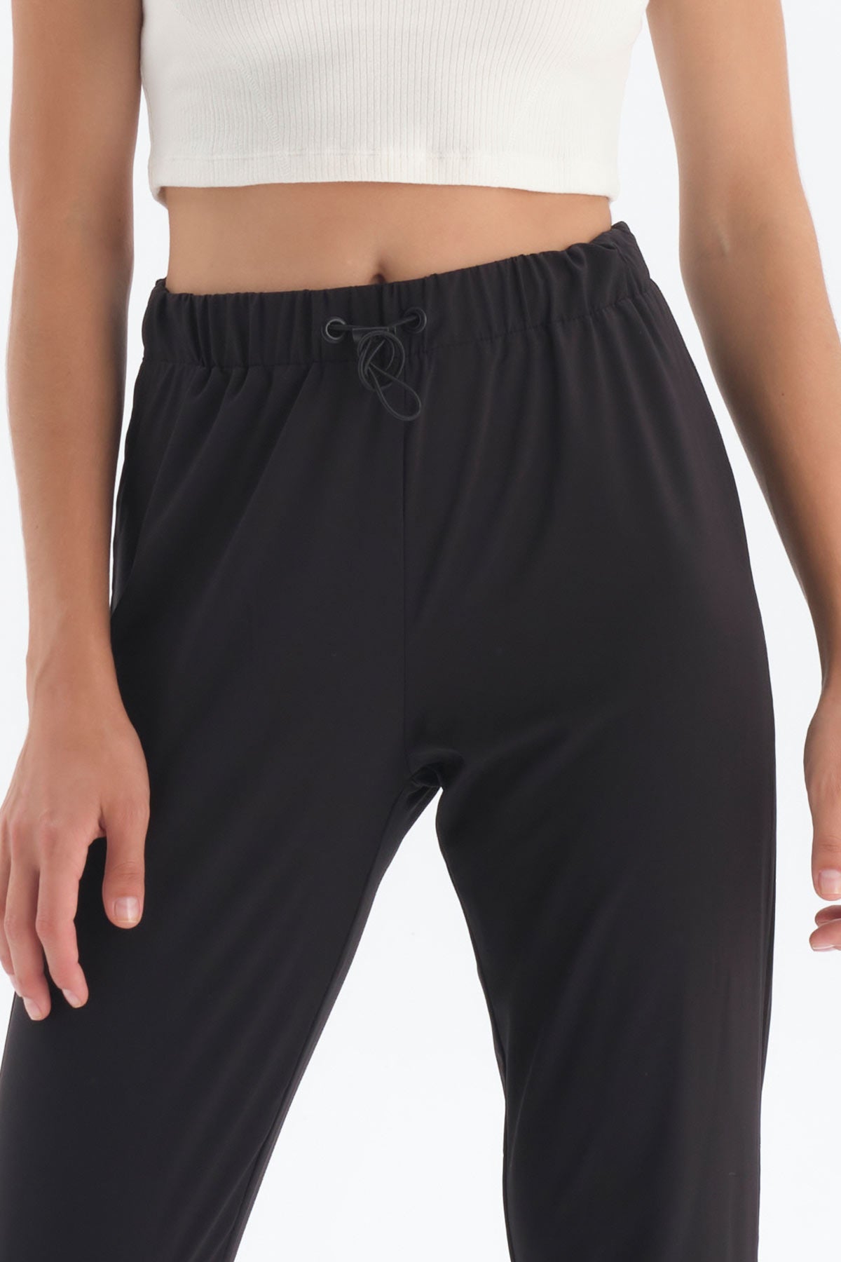 BLACK TRACKSUIT BOTTOM