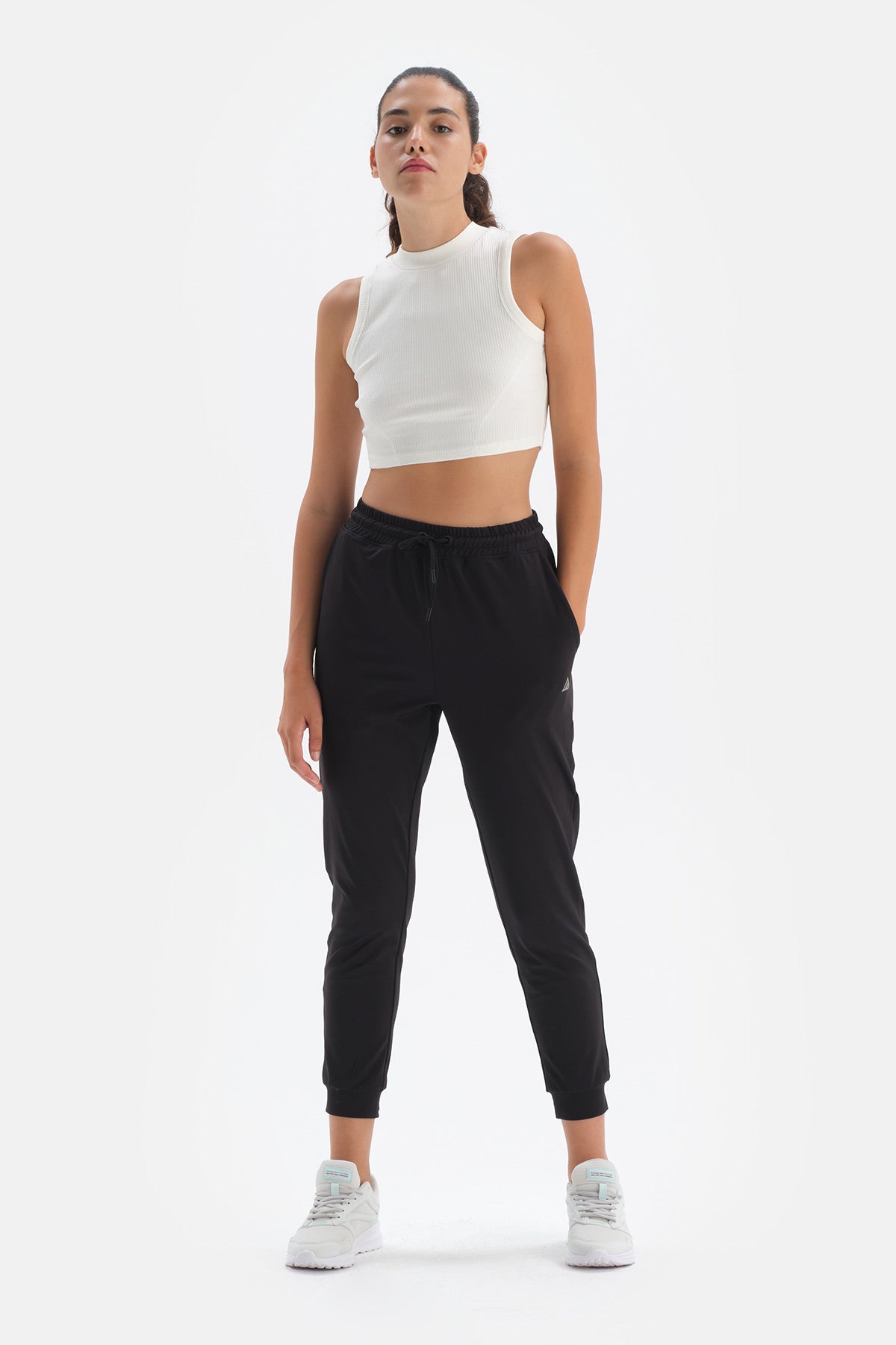 BLACK TRACKSUIT BOTTOM