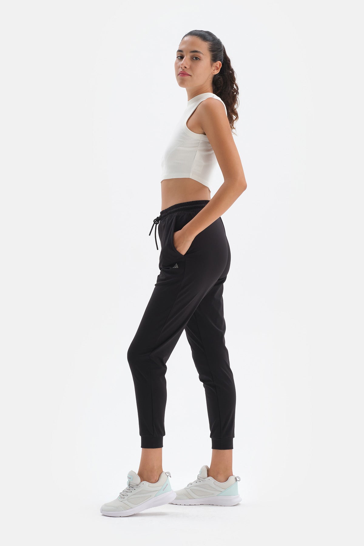 BLACK TRACKSUIT BOTTOM