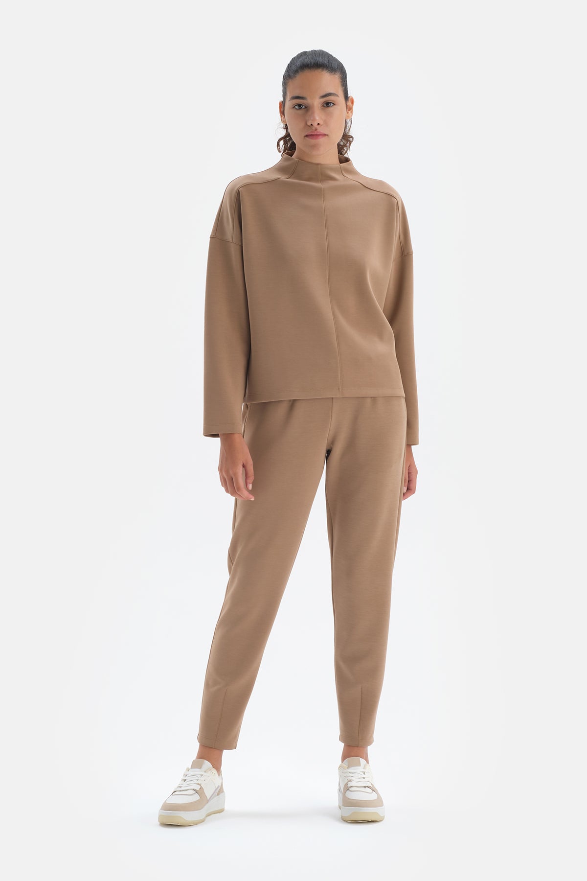 CAMEL PANTS