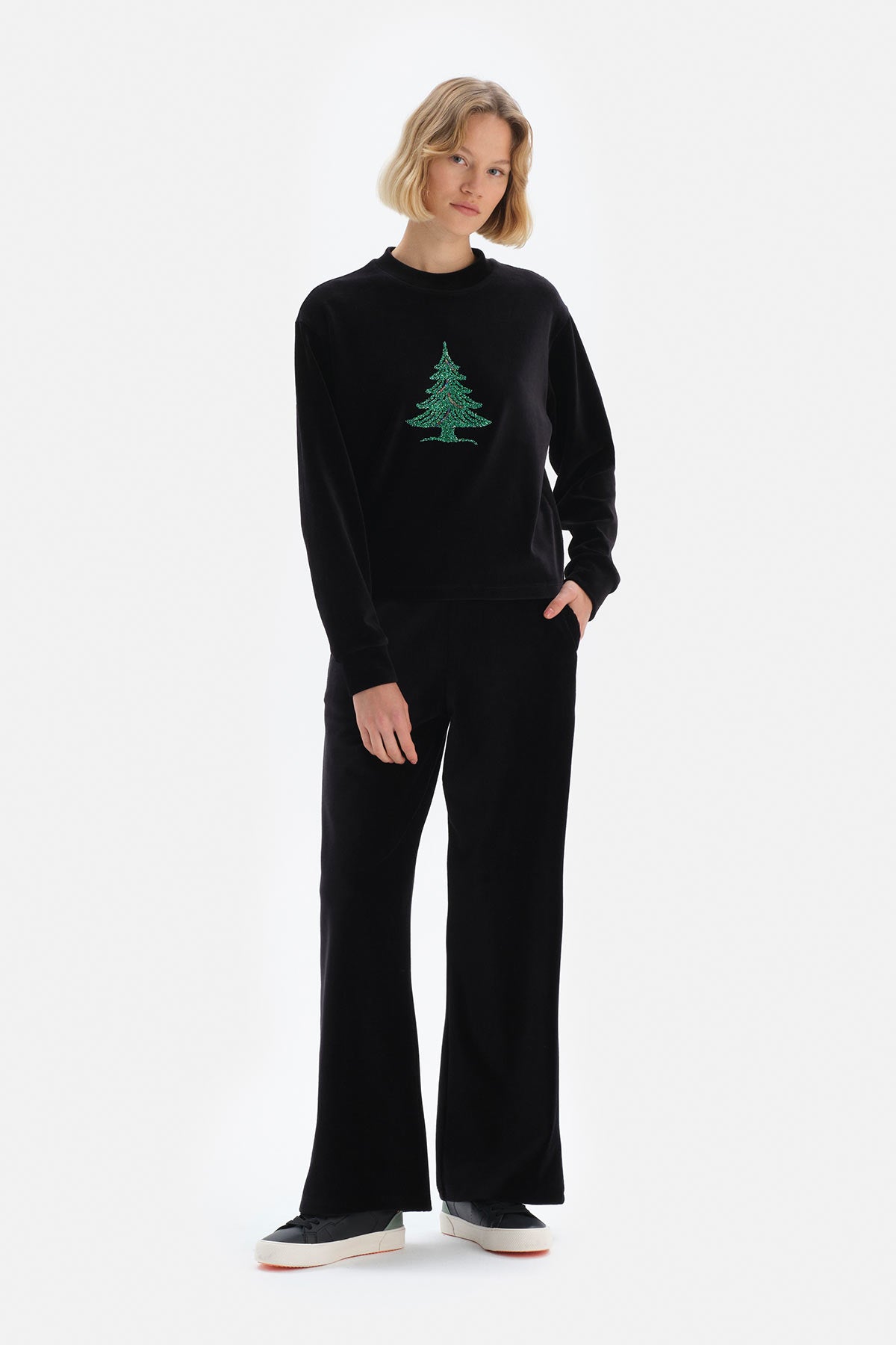 BLACK TRACKSUIT BOTTOM