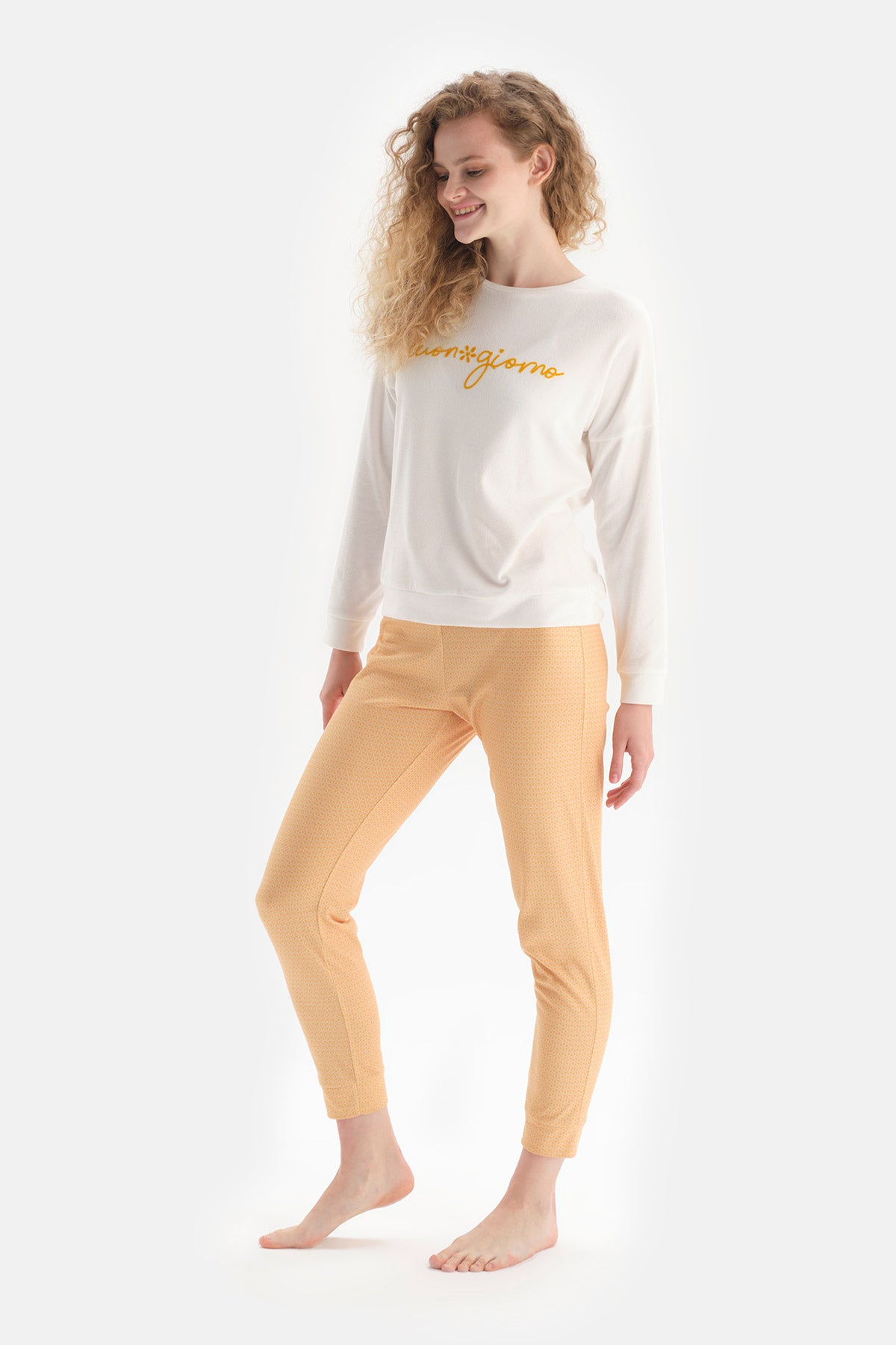 OFF WHITE PYJAMA SET