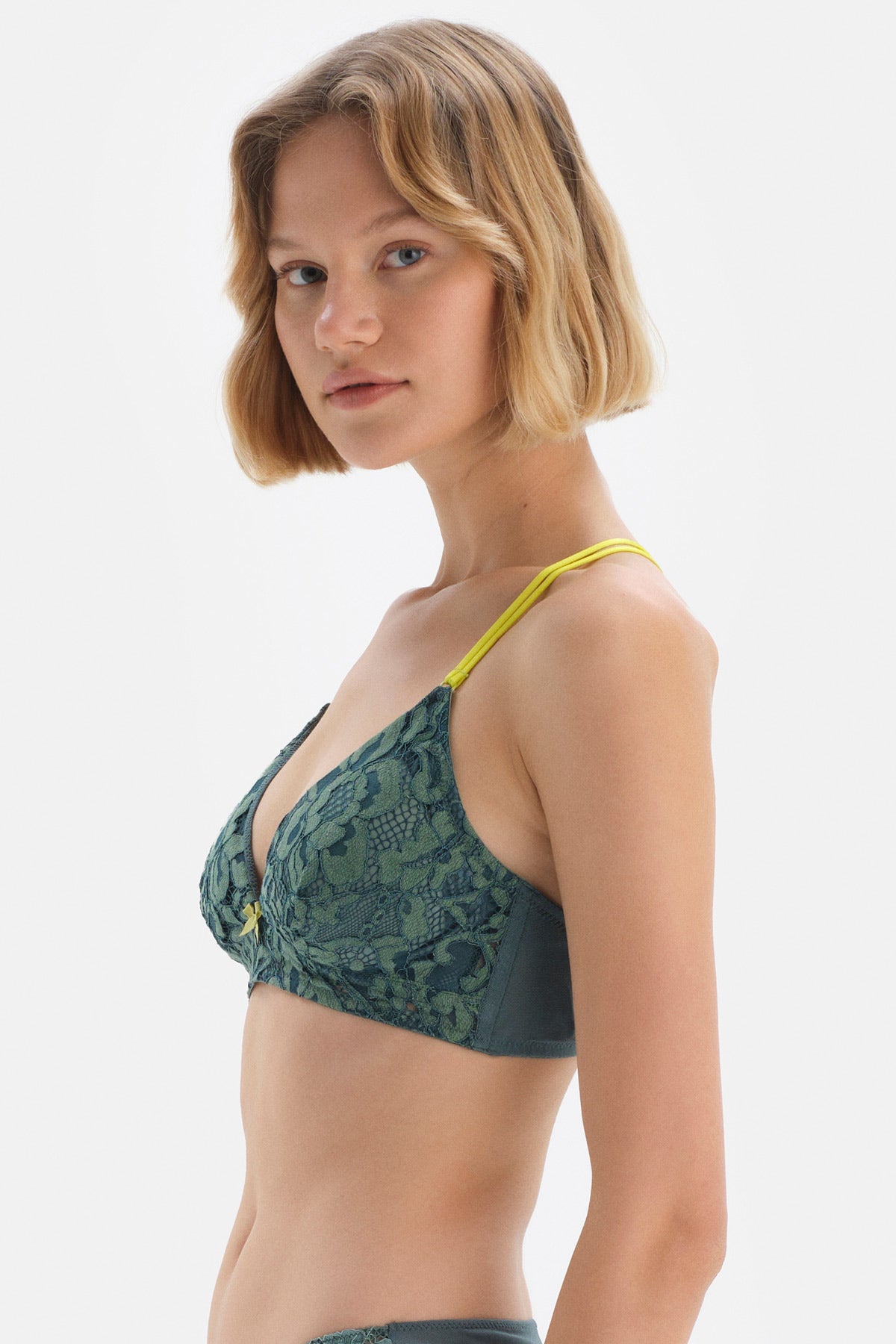 GREEN BRALETTE