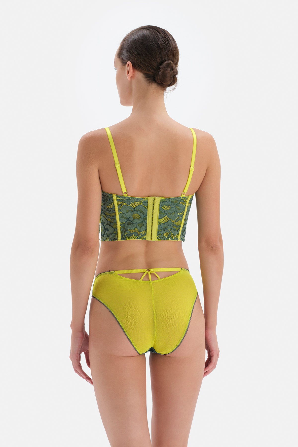 Yeşil Arkası Dekolteli File Detaylı Dantel Hipster Külot