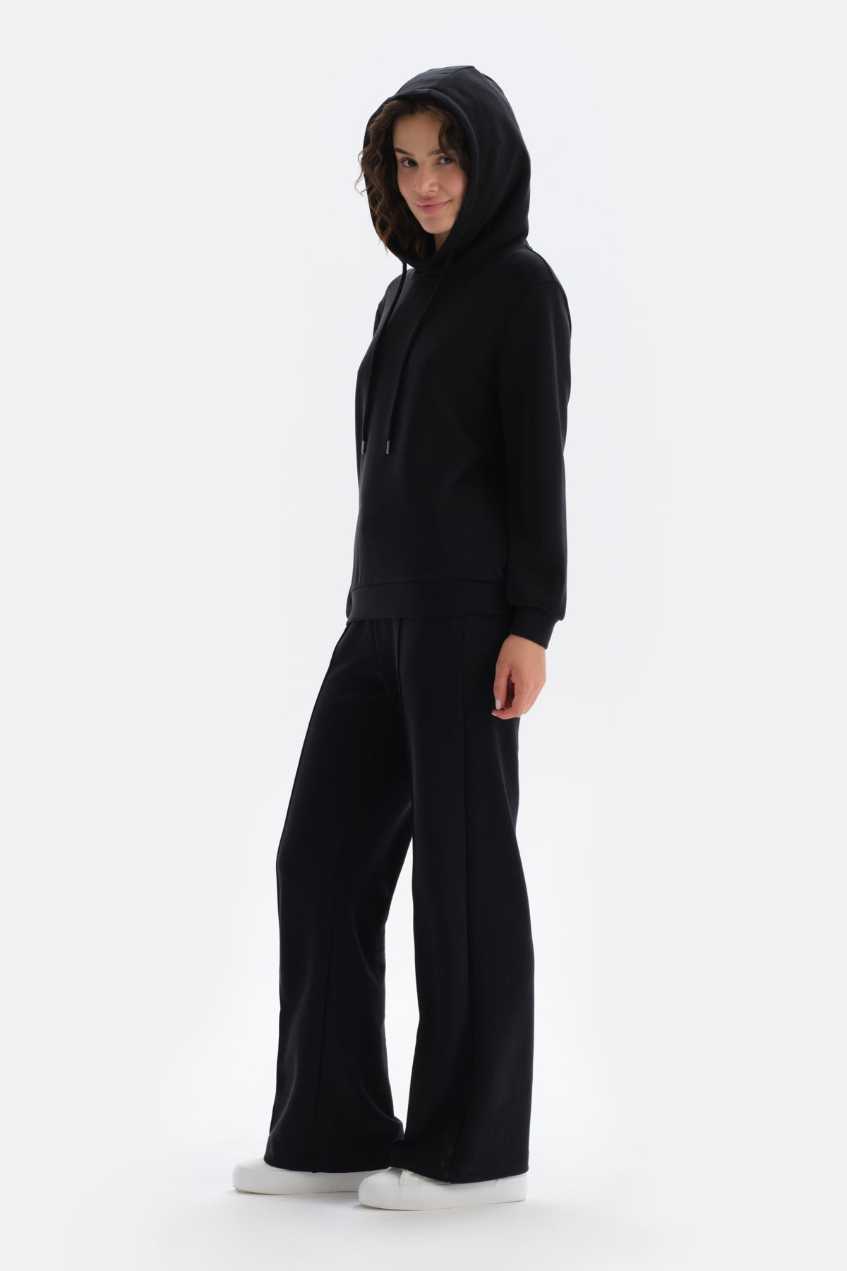 Black HOODED BASIC SWEATSHIRT