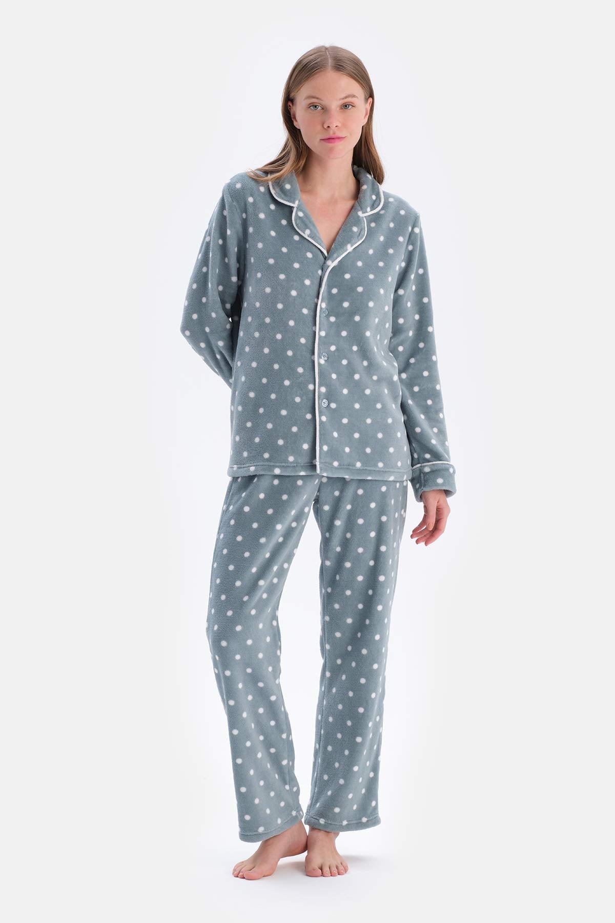 Açık Gri Puantiyeli Polar Pijama Takımı