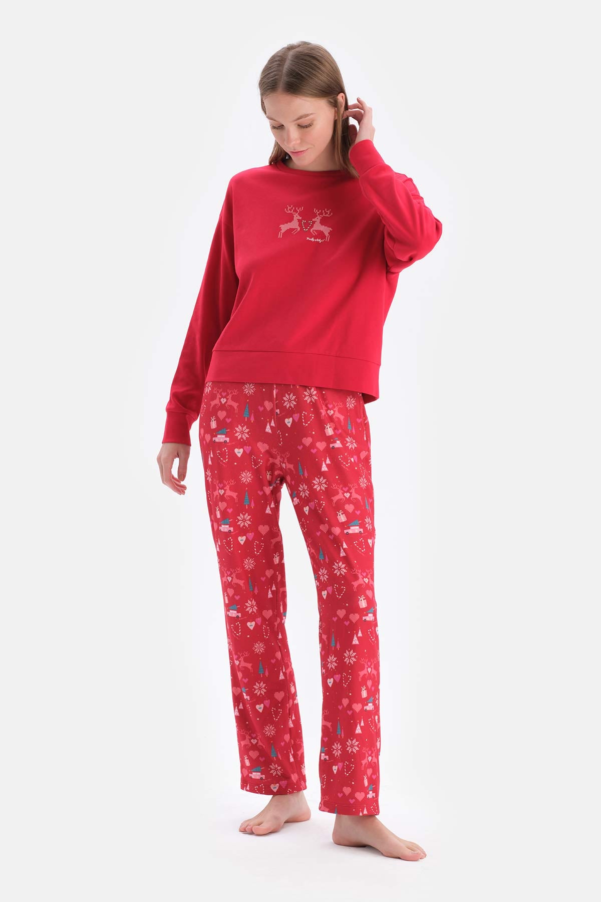 Red PRINT DETAILED CREW-NECK PAJAMAS SUIT
