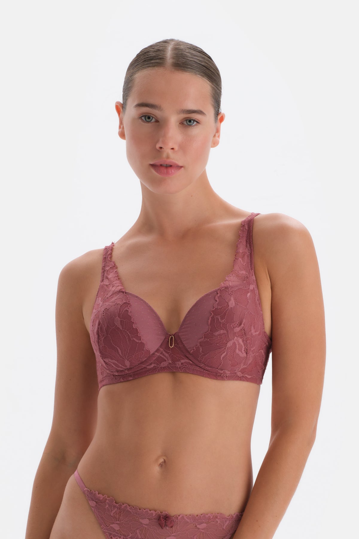 Dusty Rose LACE AND ACCESSORY DETAILED FILLED BRA