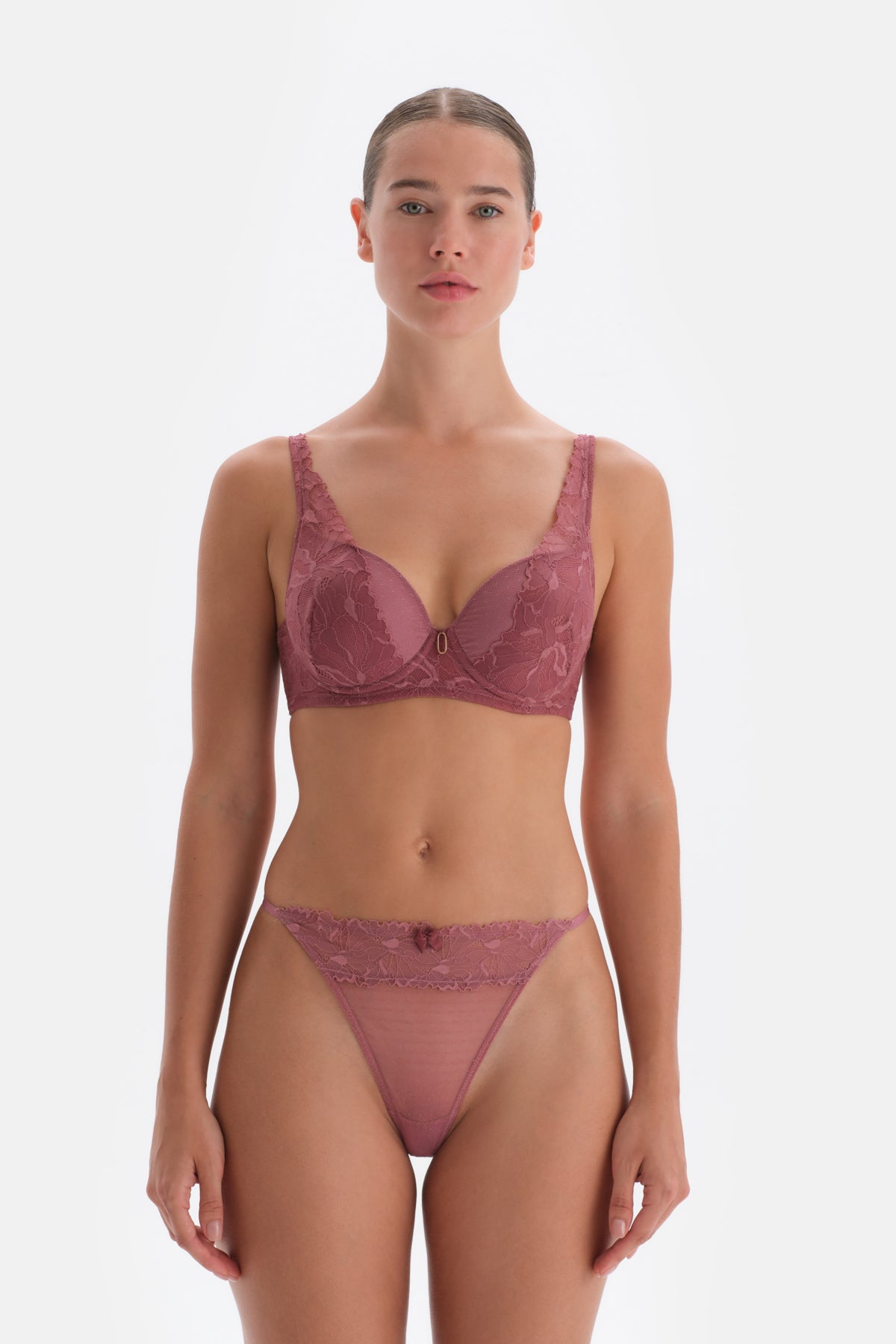 Dusty Rose LACE AND ACCESSORY DETAILED FILLED BRA