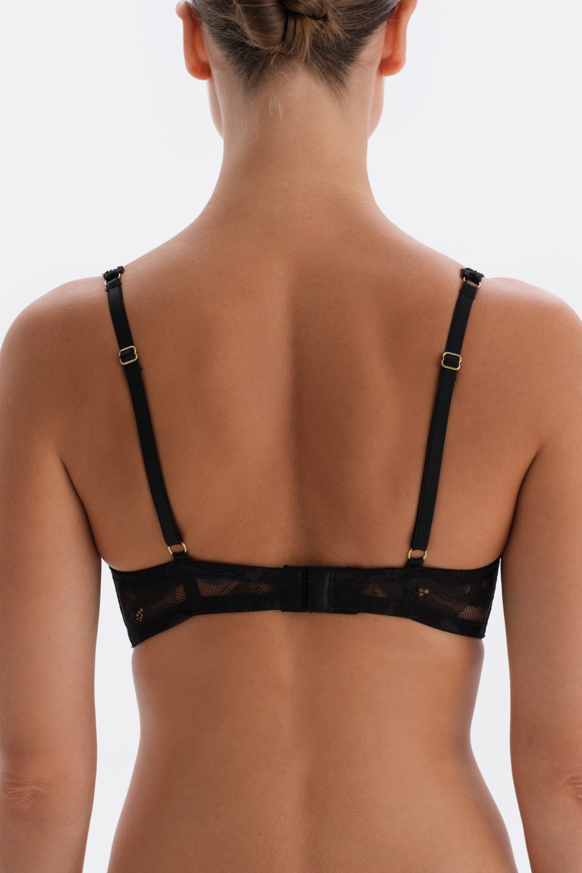 Black LACE AND ACCESSORY DETAILED FILLED BRA