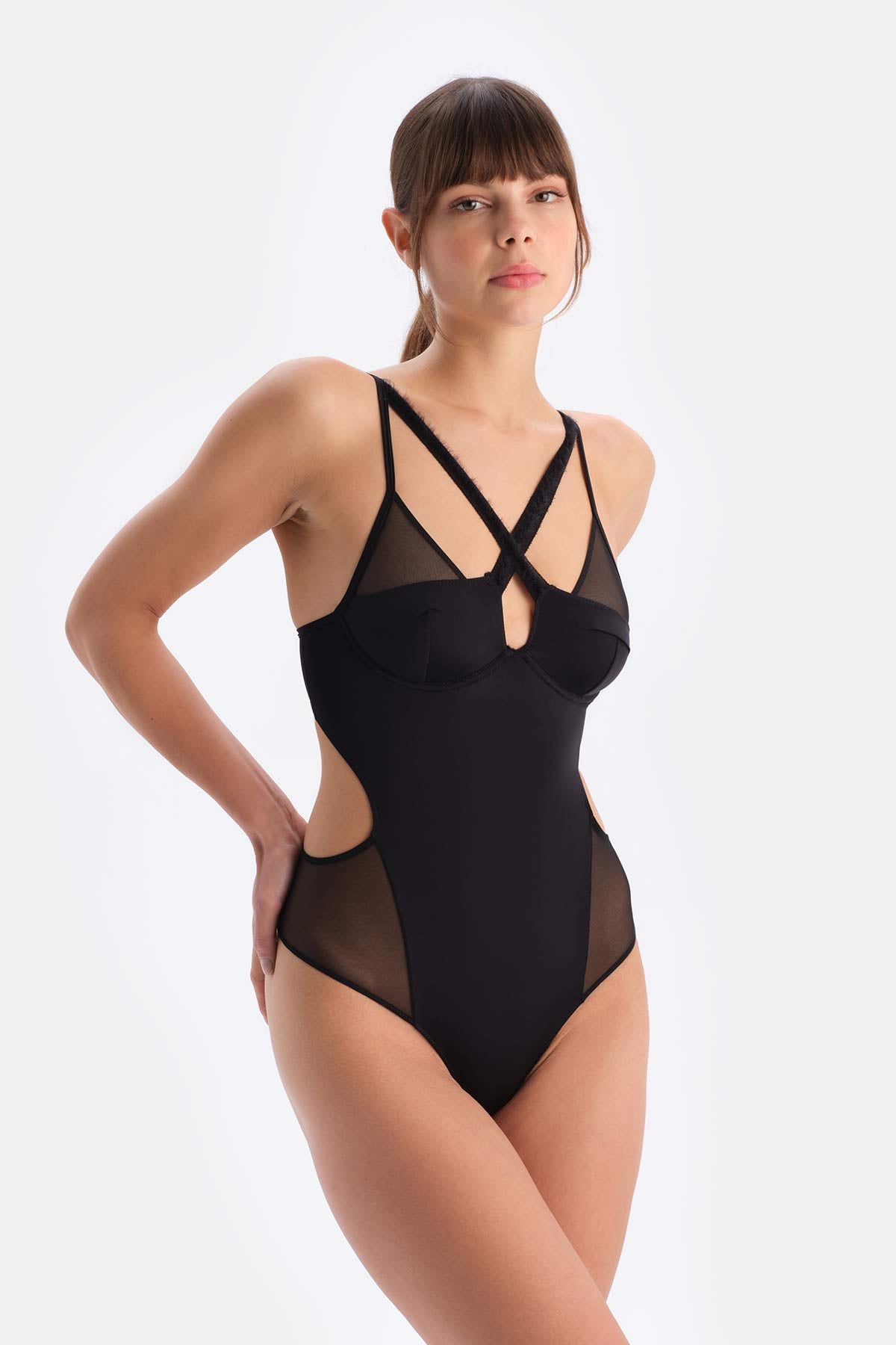Siyah Tül Detaylı Balenli Bodysuit