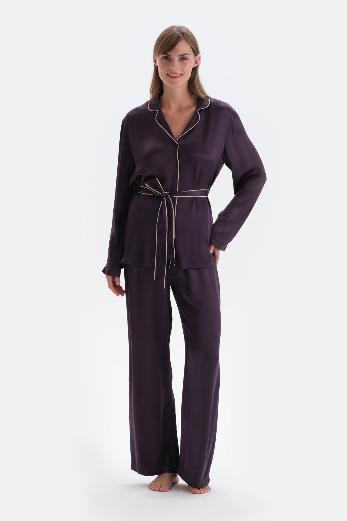 Mor Gömlek Yaka Bağlama Detaylı Saten Pijama Üstü