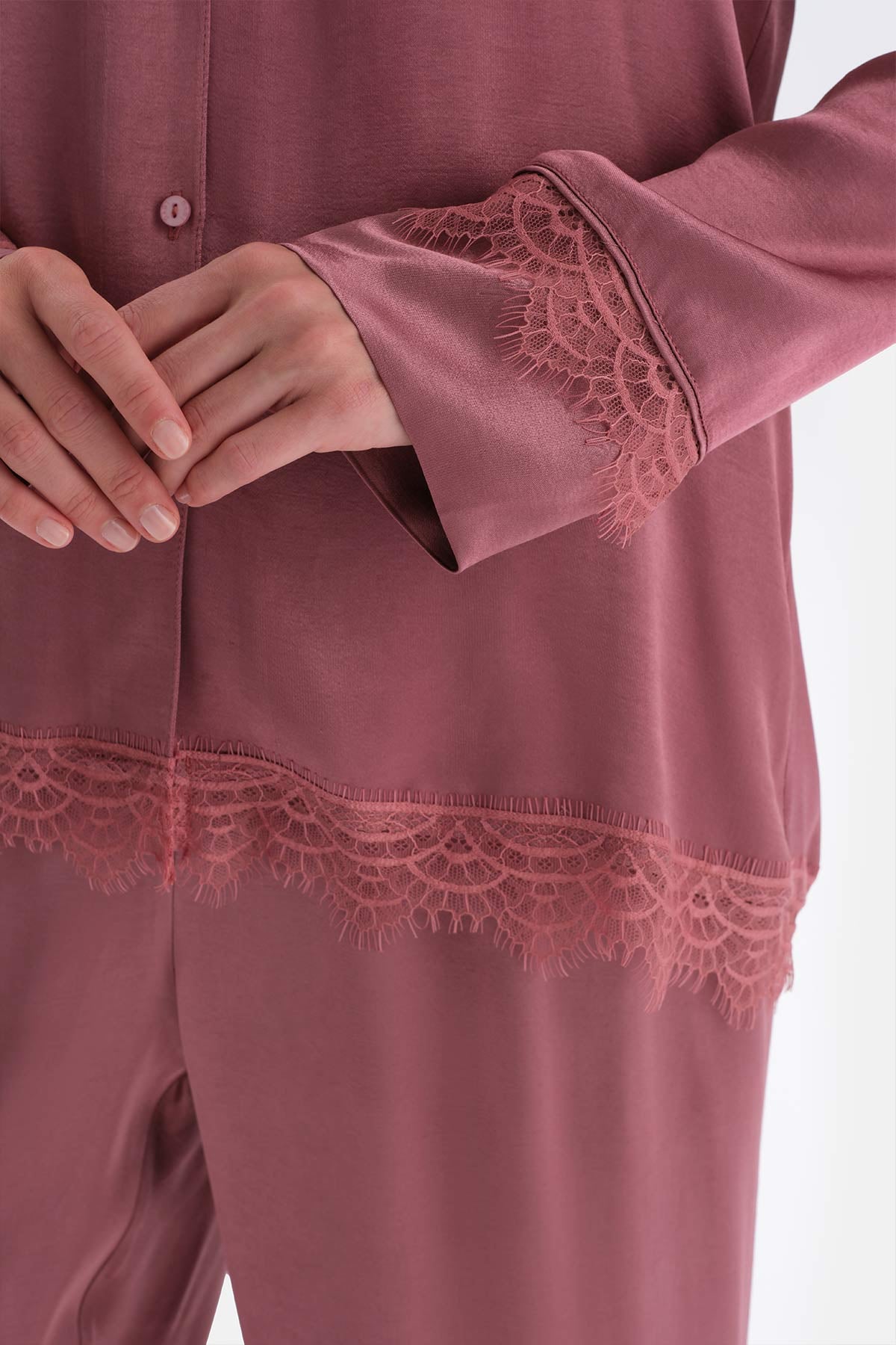 Dusty Rose LACE DETAILED WOVEN SHIRT