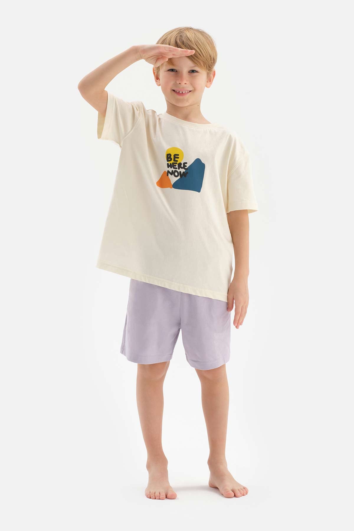 ECRU SLOGAN PRINTED SHORT SLEEVE T-SHIRT SHORTS PAJAMAS SUIT