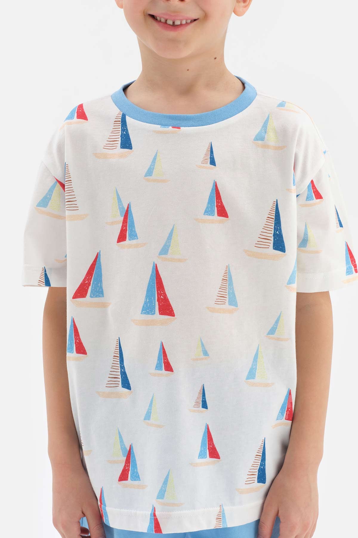 WHITE SAIL PRINTED CREW-NECK T-SHIRT SHORTS PAJAMAS SUIT