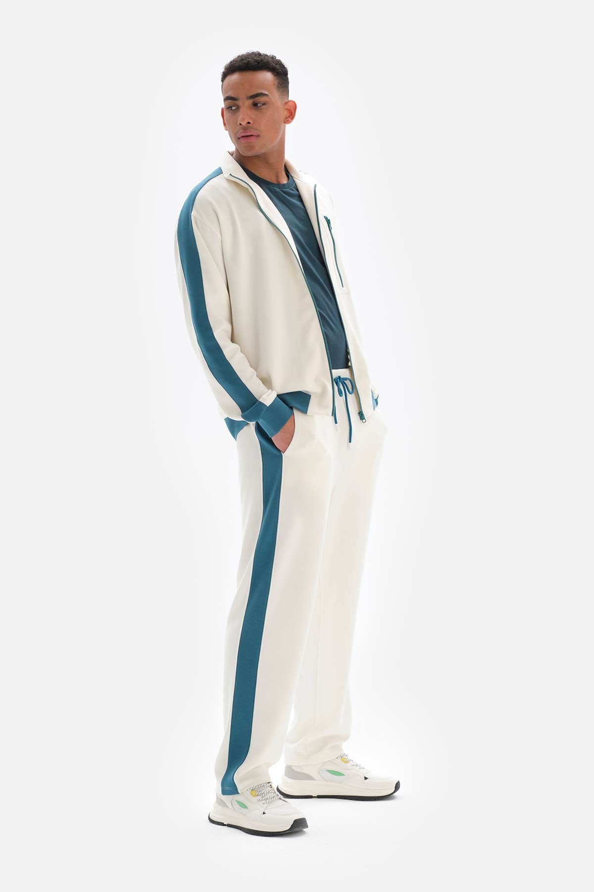 Beyaz Dagi Active Fermuarlı Modal Eşofman Üstü