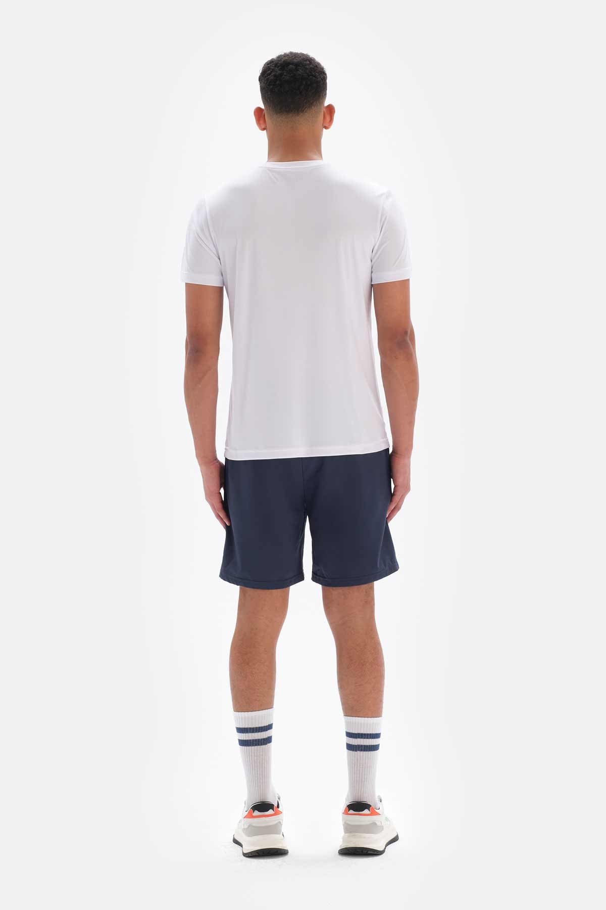 Beyaz Dagi Active is Topu Baskılı T-Shirt