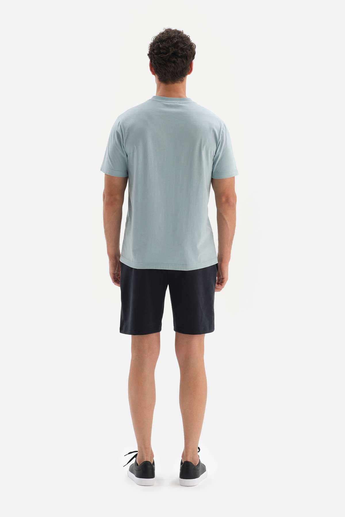 BLUE V-NECK BASIC SUPIMA T-SHIRT