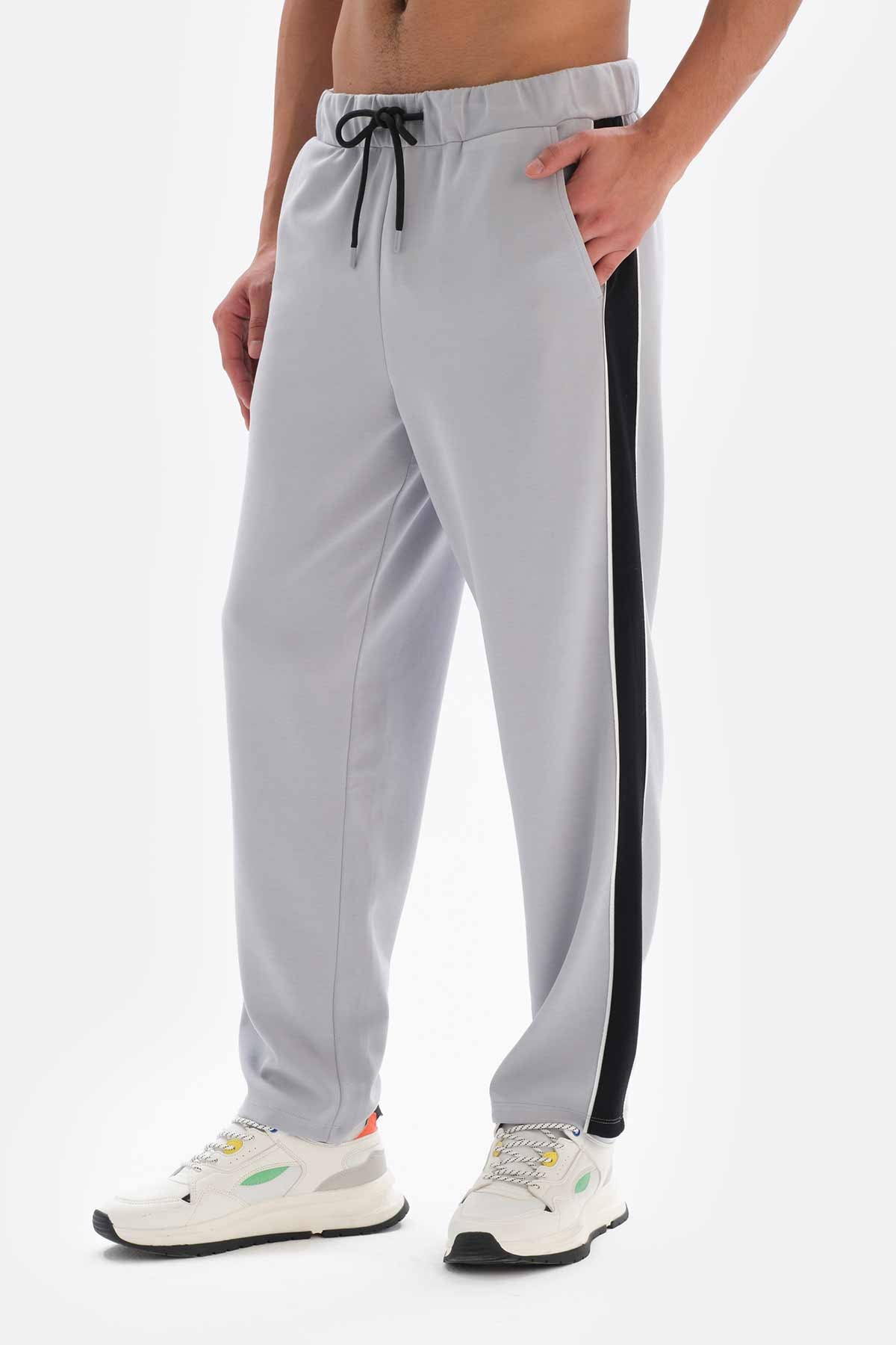 LIGHT GREY TRACKSUIT BOTTOM