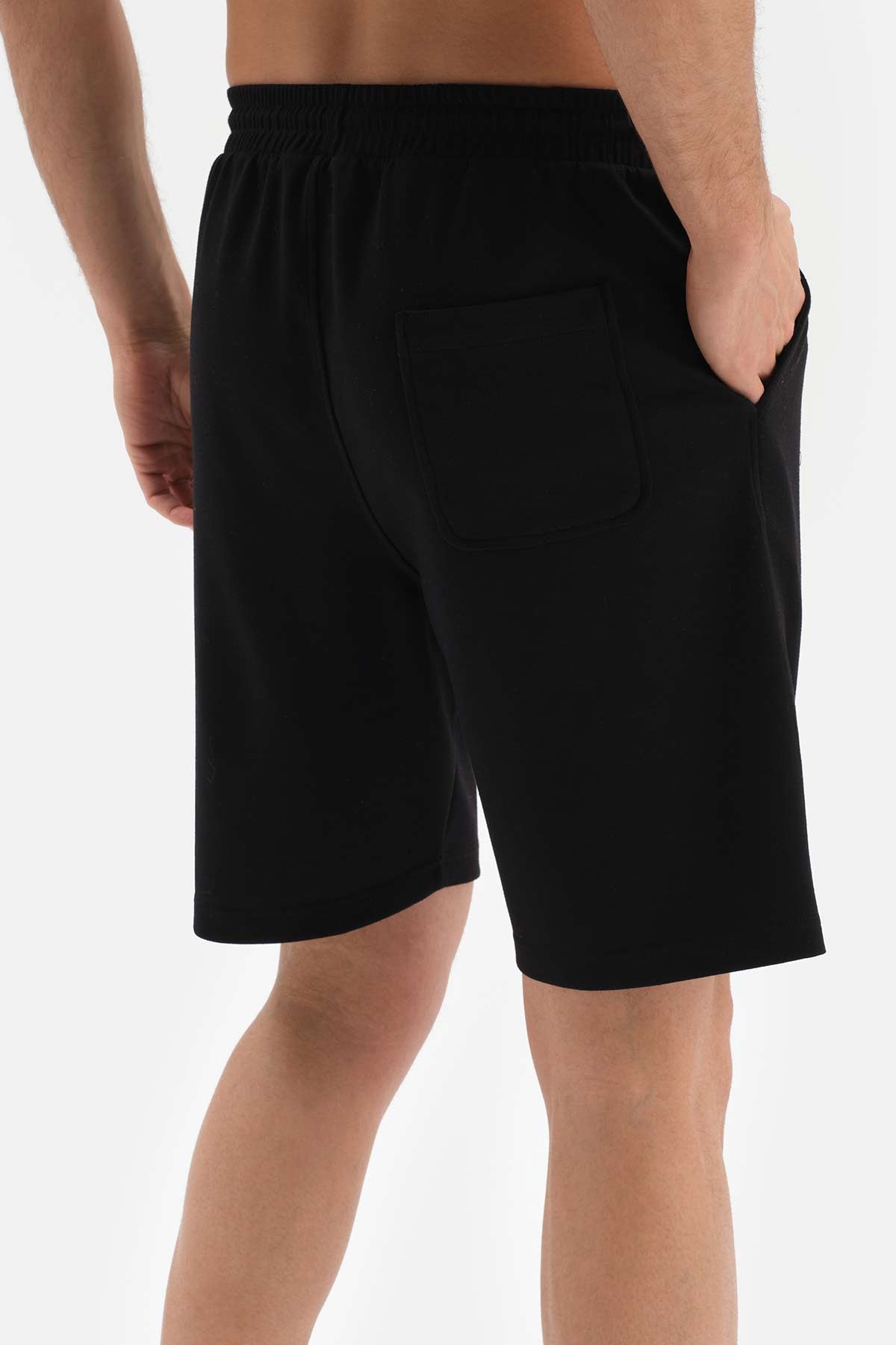 BLACK FAKE CUPRO TWO THREAD SHORTS