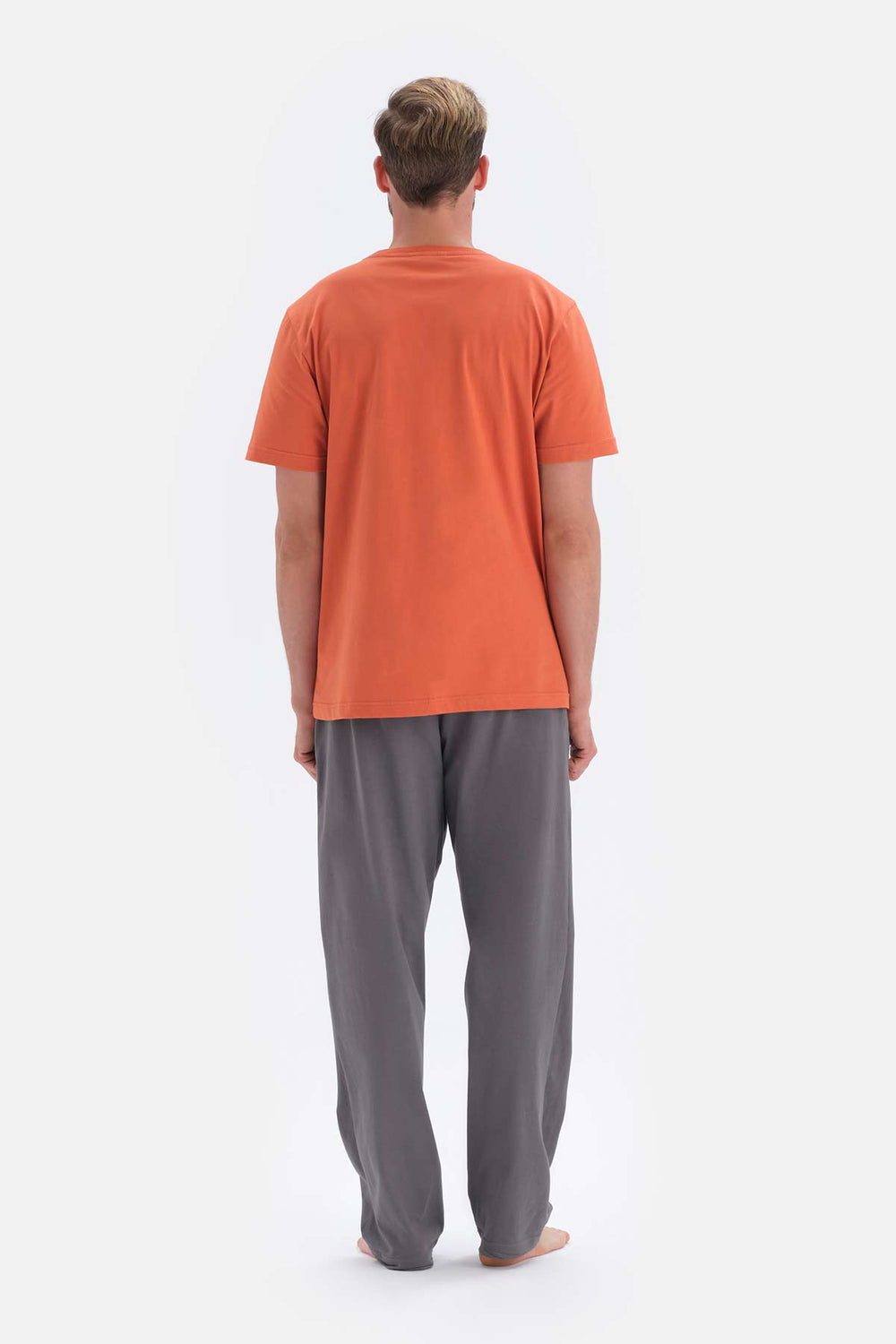 ORANGE PYJAMA SET