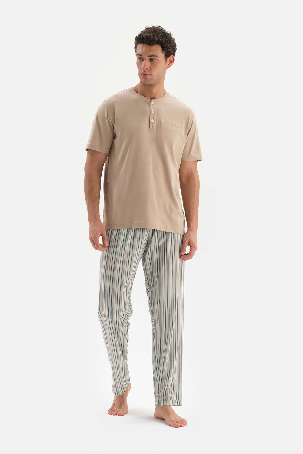 BEIGE HALF-PLOT STRIPED BOTTOM KNITTED PAJAMAS SUIT