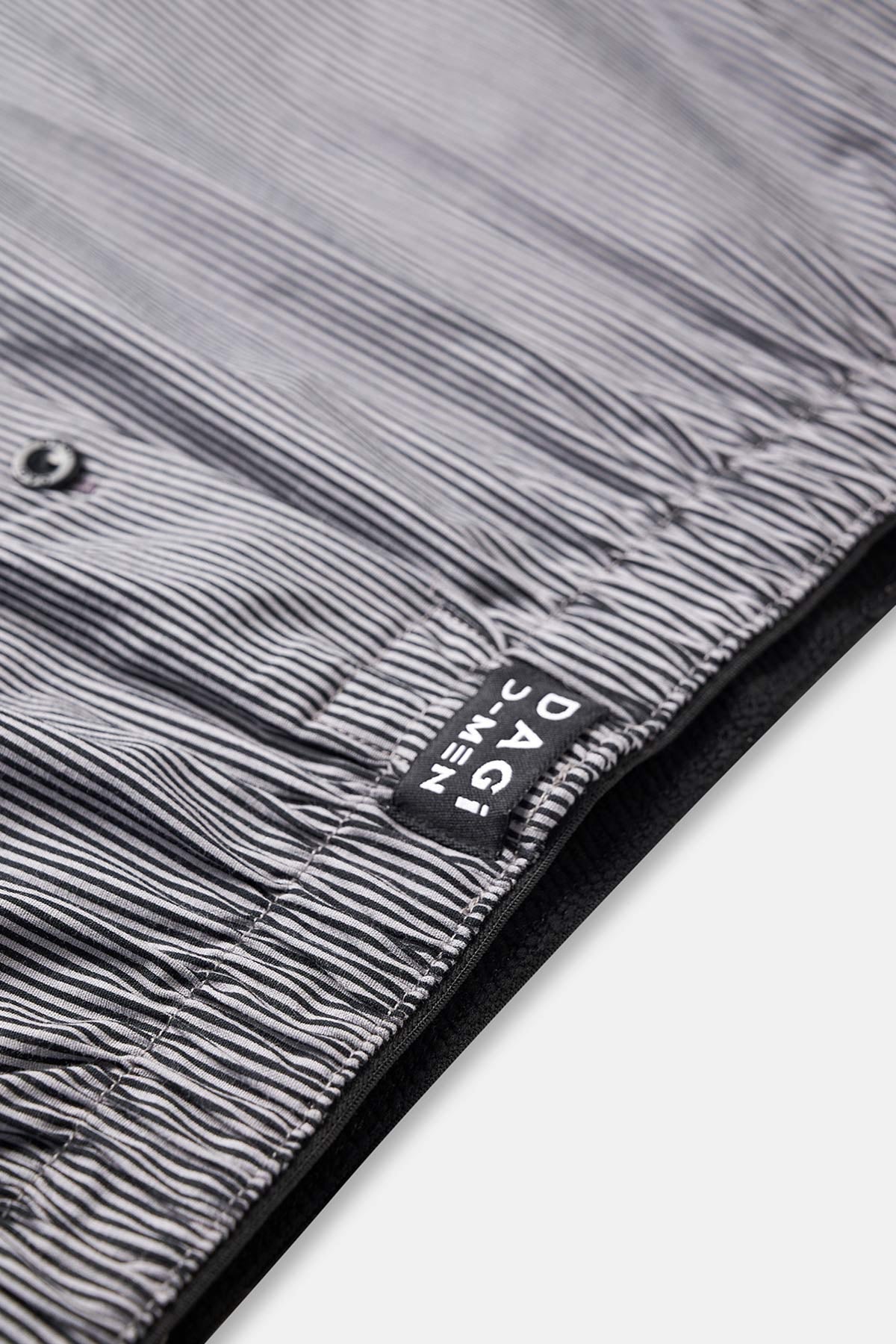 Siyah Çizgili Boxer