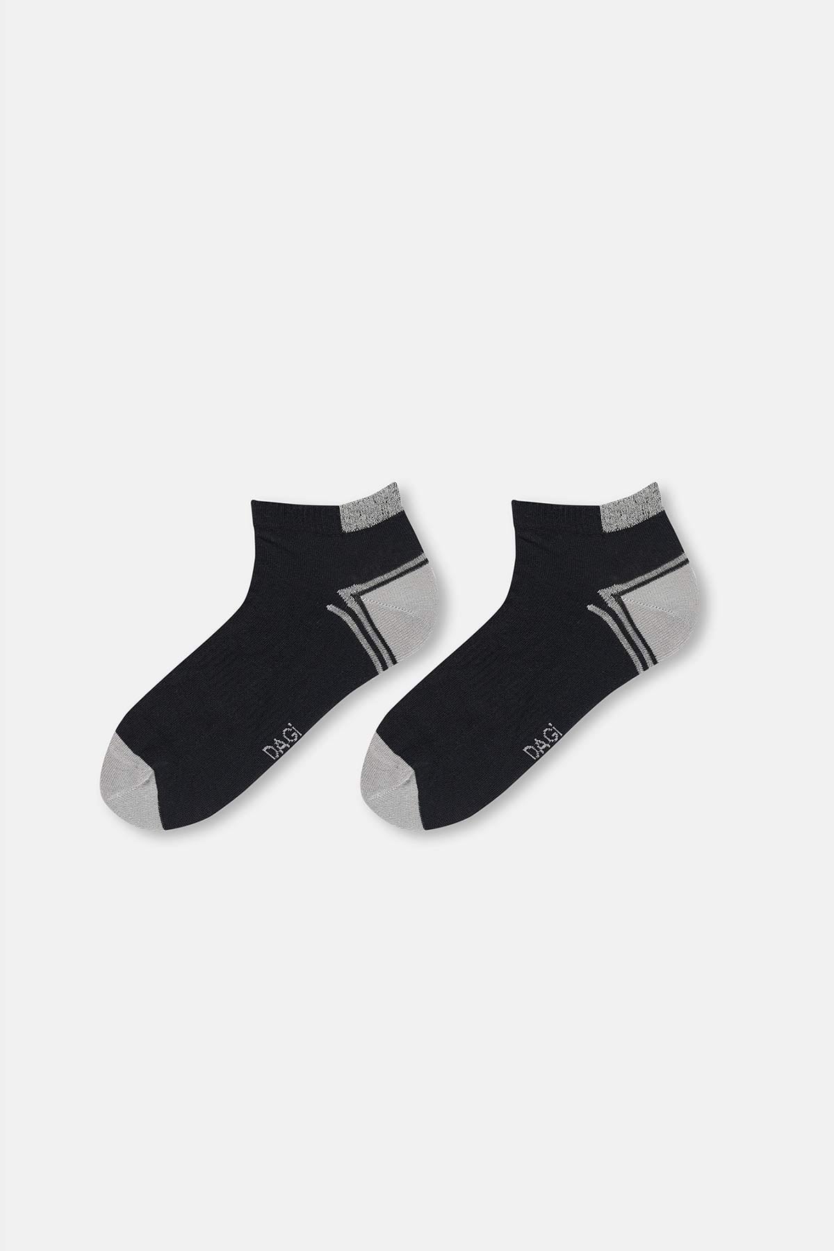 BLACK SOCKS