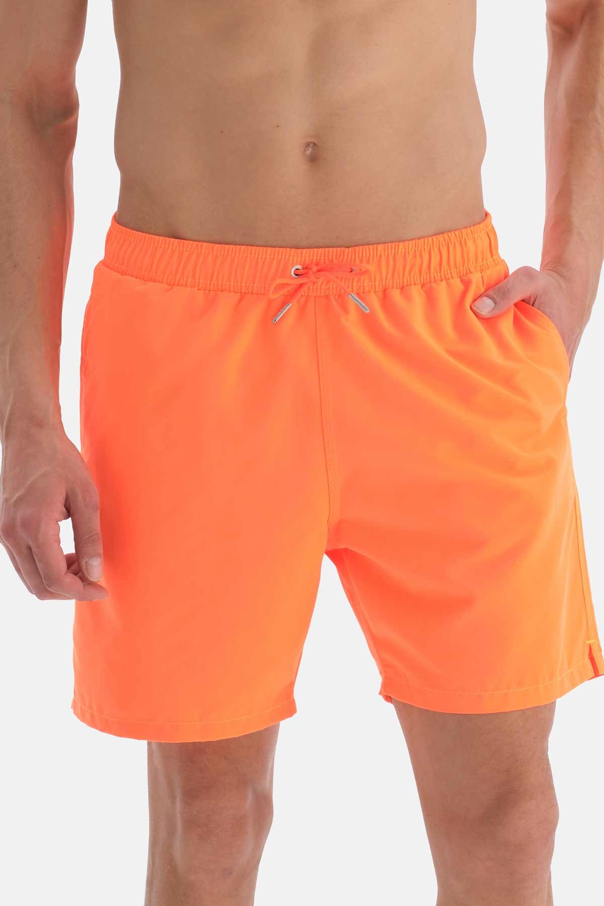 ORANGE SHORTS