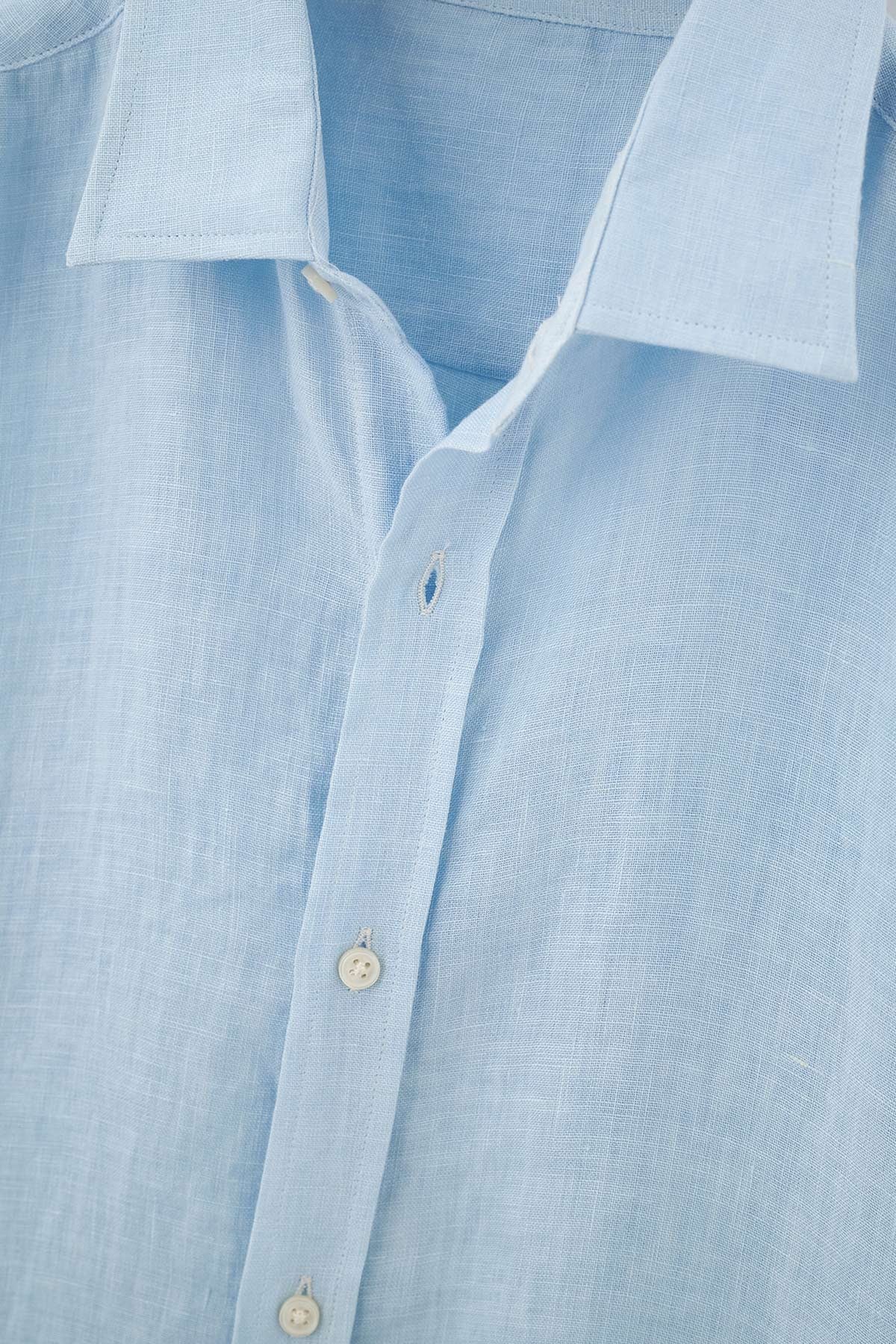 LIGHT BLUE SHIRT