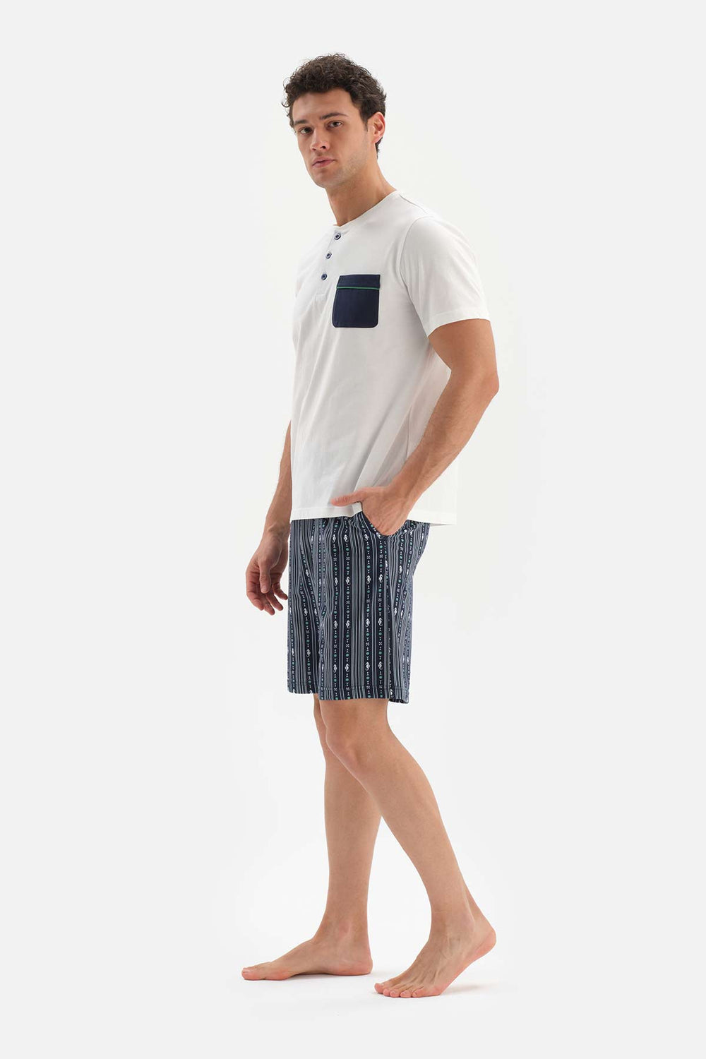 WHITE HALF-PLOT SHORT SLEEVE KNITTED PAJAMAS
