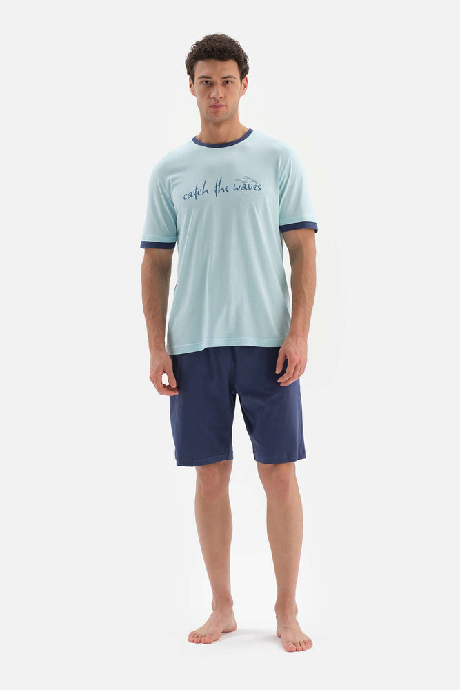 LIGHT BLUE CREW-NECK SLOGAN PRINTED KNITTED PAJAMAS