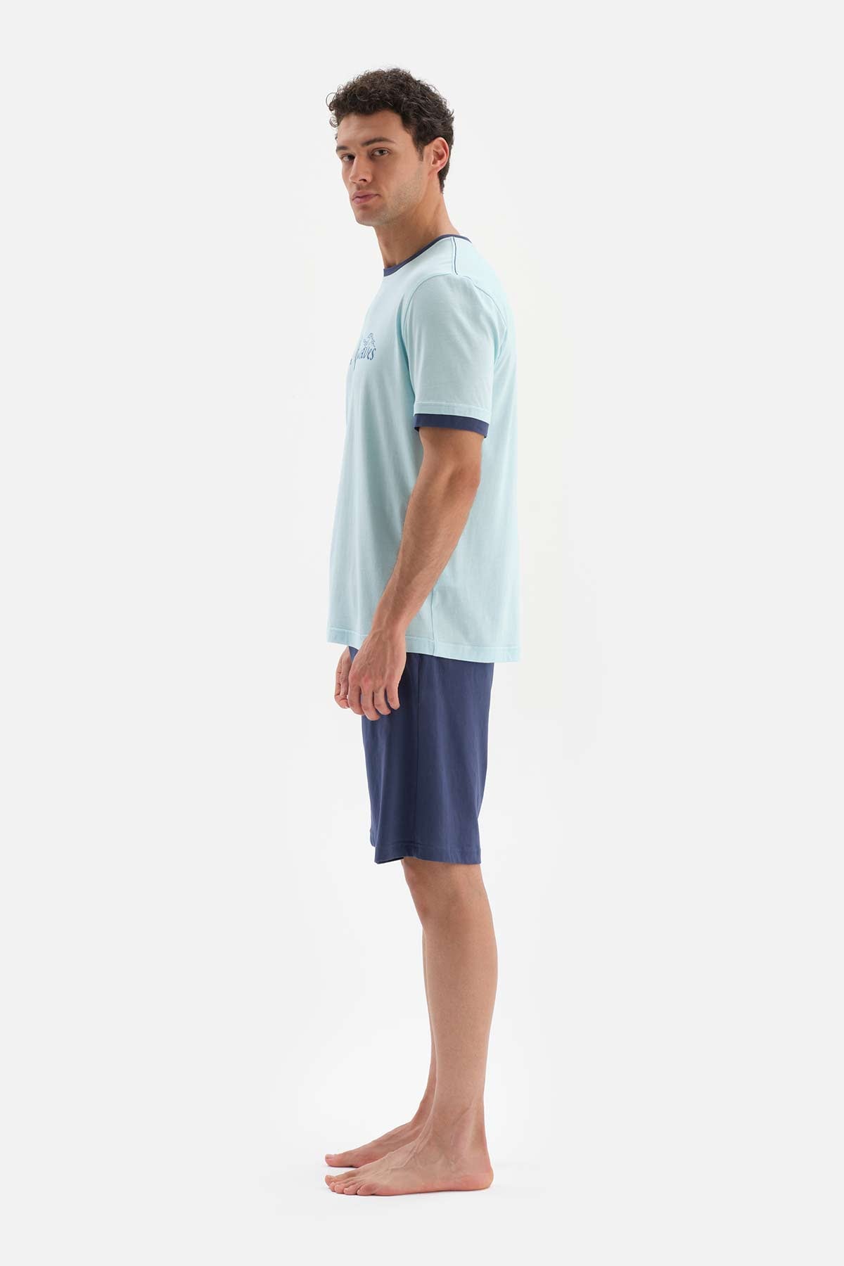 LIGHT BLUE CREW-NECK SLOGAN PRINTED KNITTED PAJAMAS