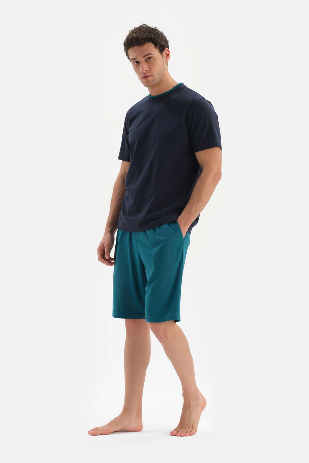 NAVY CREW-NECK SHORTS KNITTED PAJAMAS SUIT