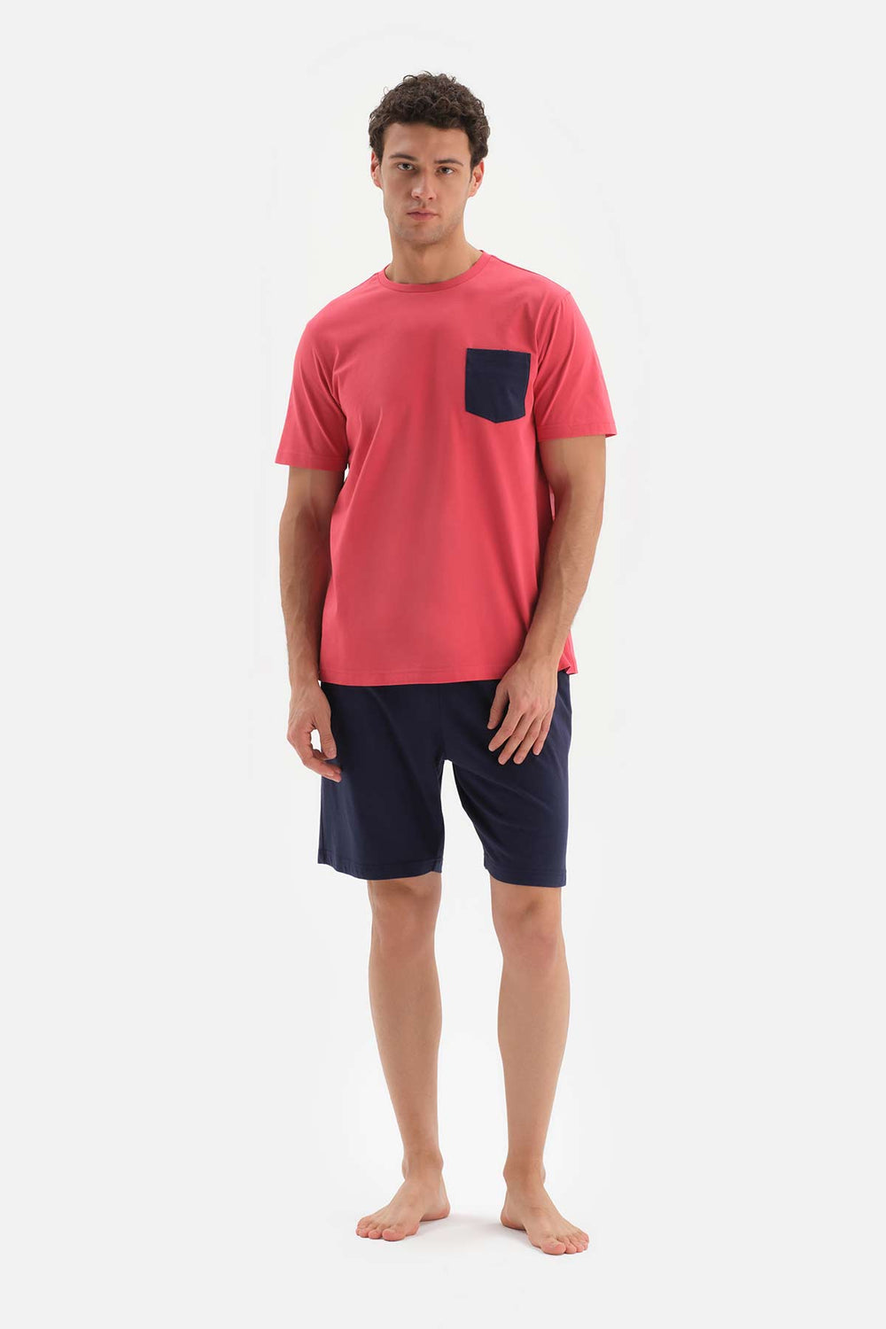 RED CREW-NECK POCKET DETAILED KNITTED PAJAMAS WITH SHORTS