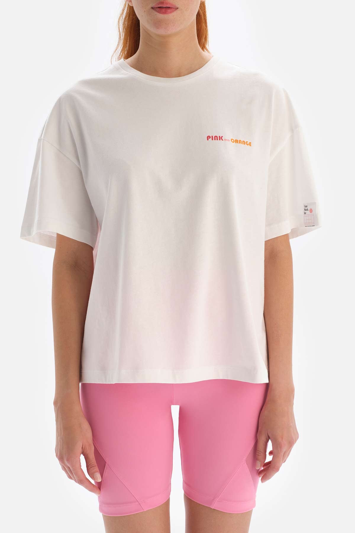 Beyaz-Pembe Dagi Active - Kadın Kort Baskılı Tişört