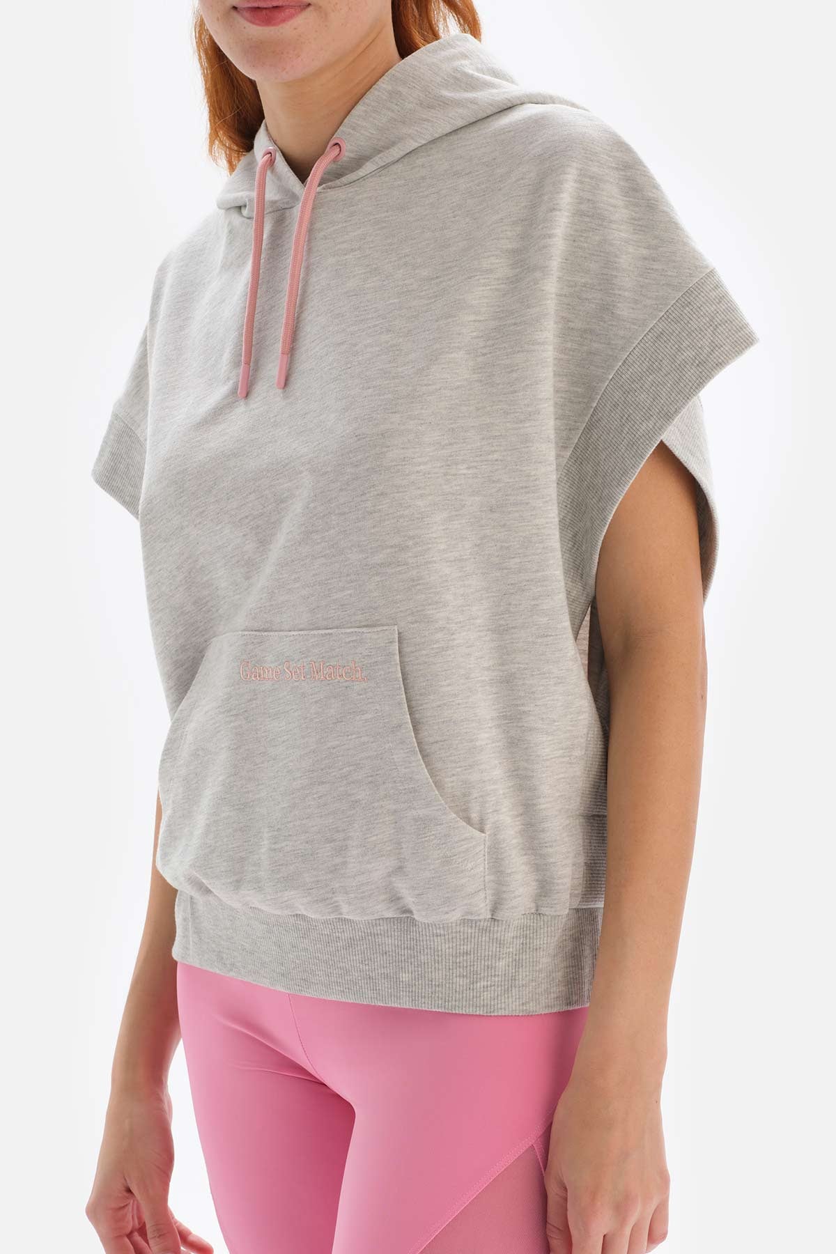 LIGHT GREY SWEATSHIRT