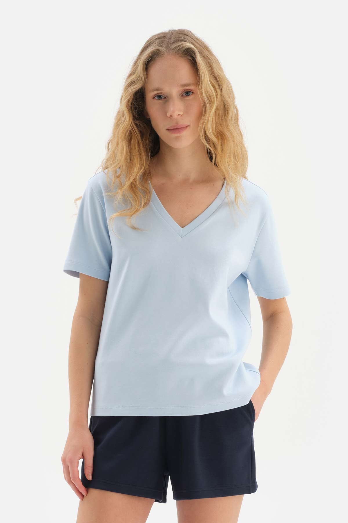 LIGHT BLUE V-NECK T-SHIRT