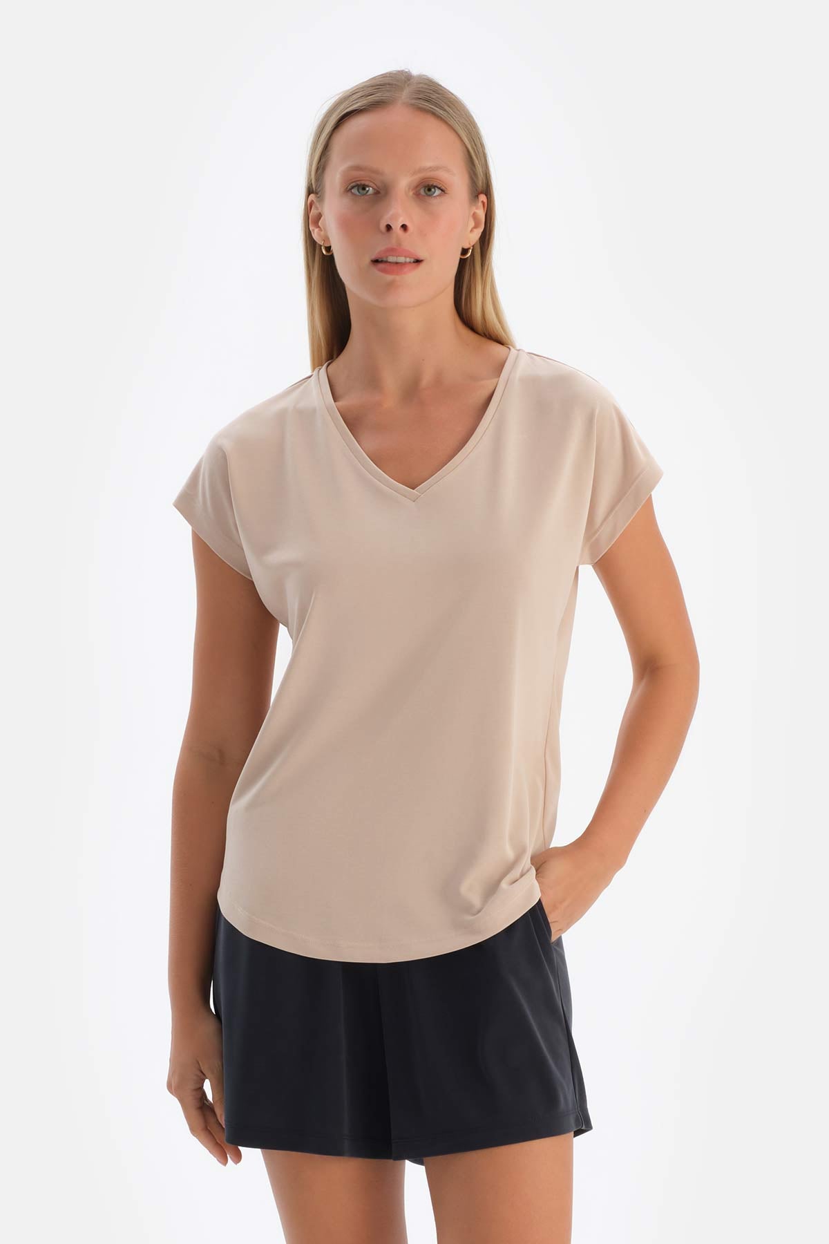 BEIGE V-NECK LOW SLEEVE CUPRO T-SHIRT
