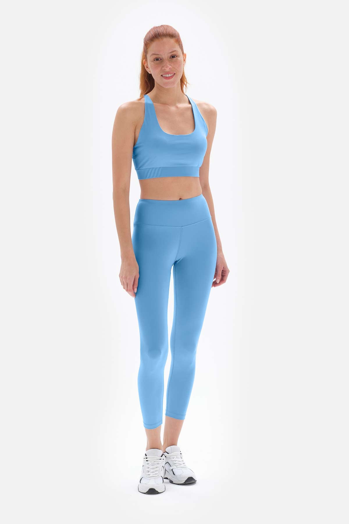 LIGHT BLUE LEGGINGS