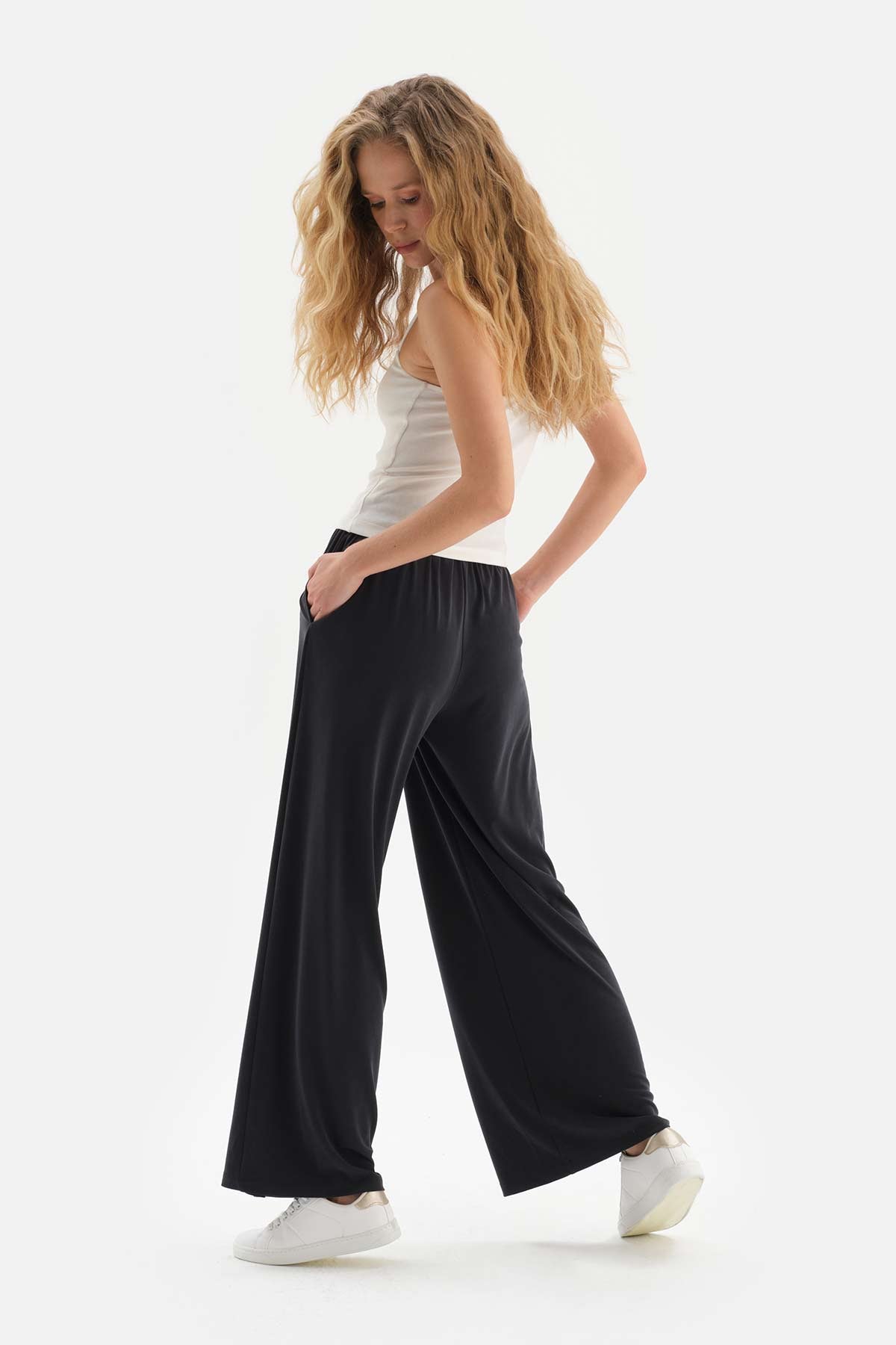 BLACK WIDE LEG CUPRO TROUSERS WITH ELASTIC WAIST