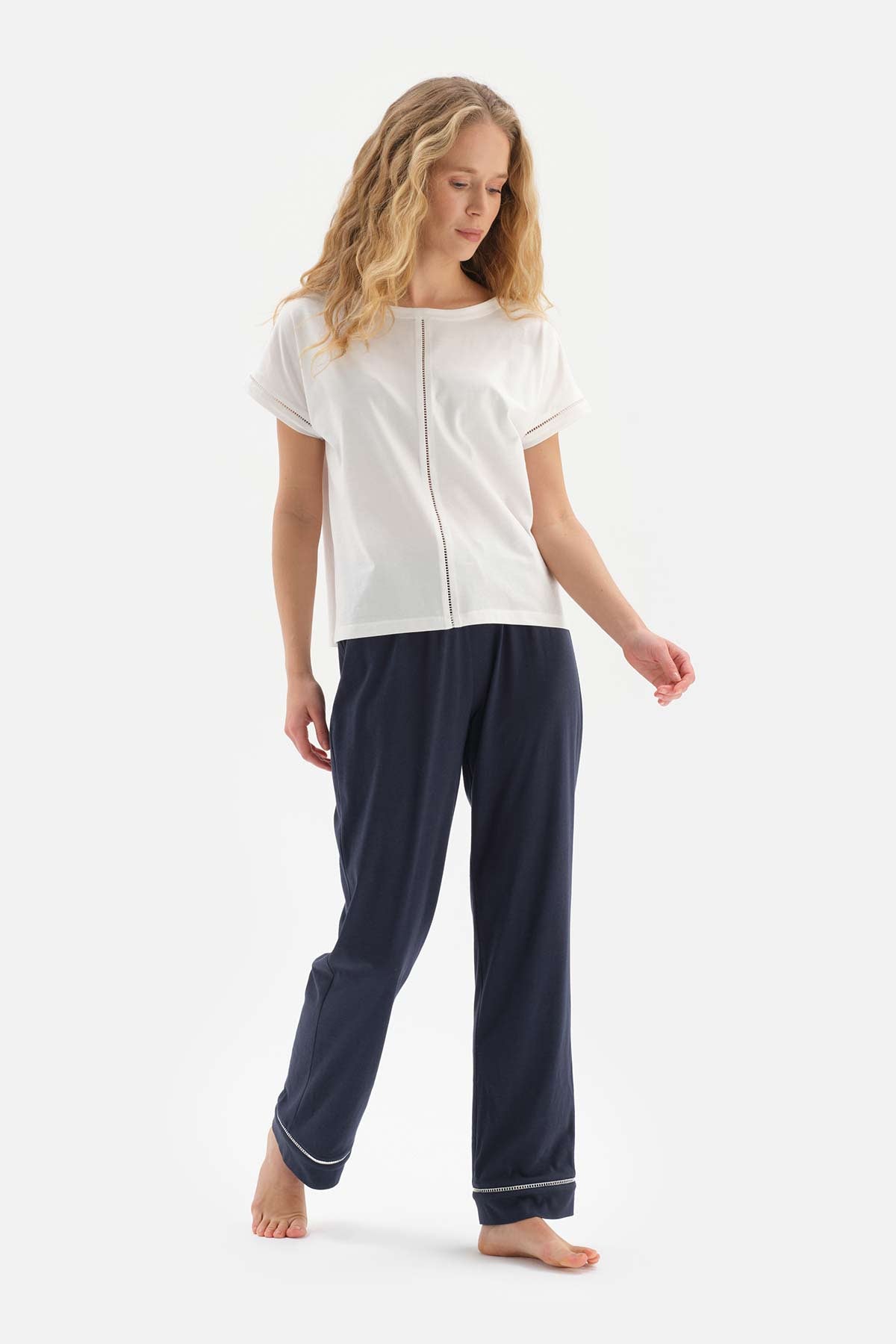 WHITE BLINING DETAILED BOAT COLLAR KNITTED PAJAMAS